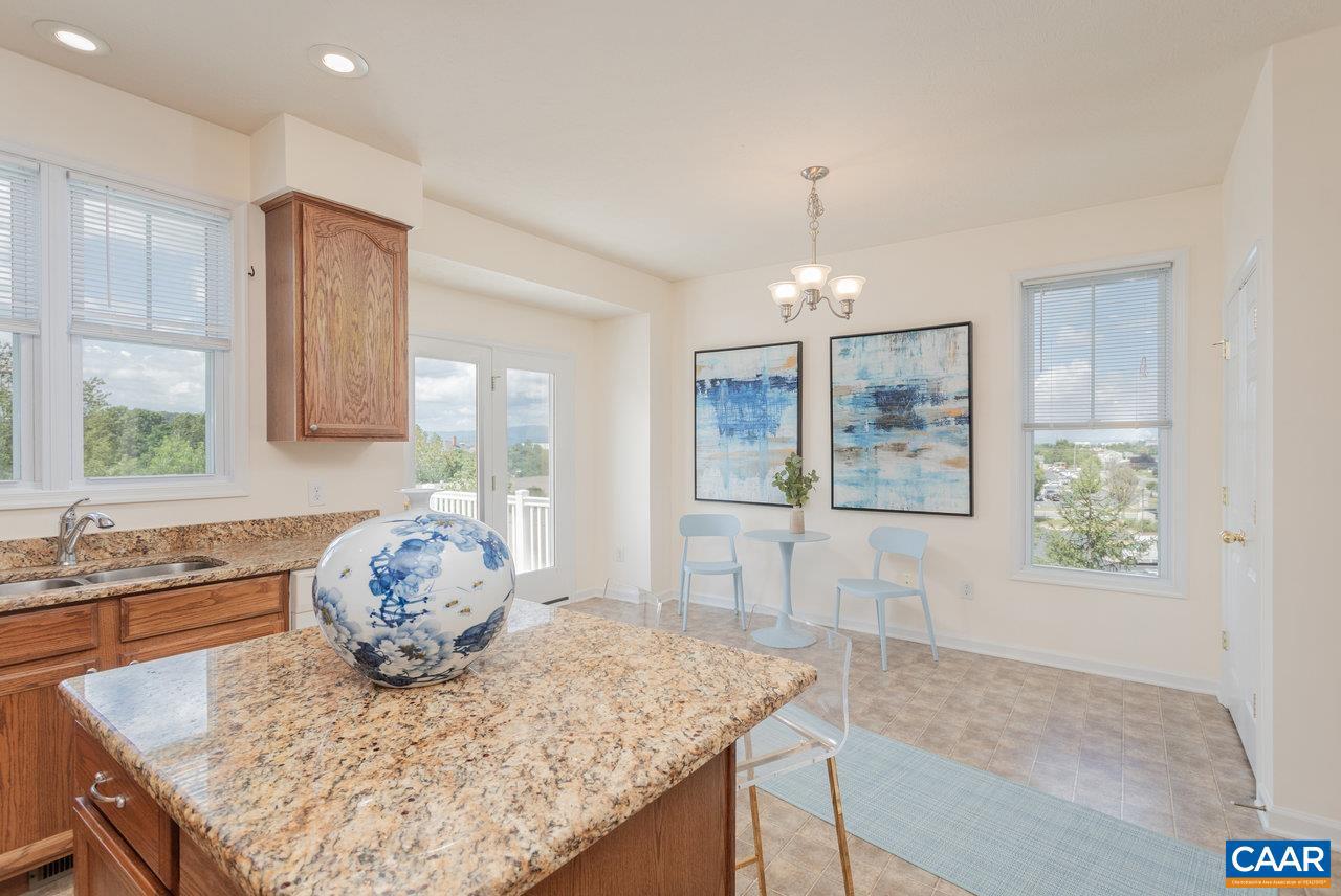 TOWNES AT BLUESTONE - Residential