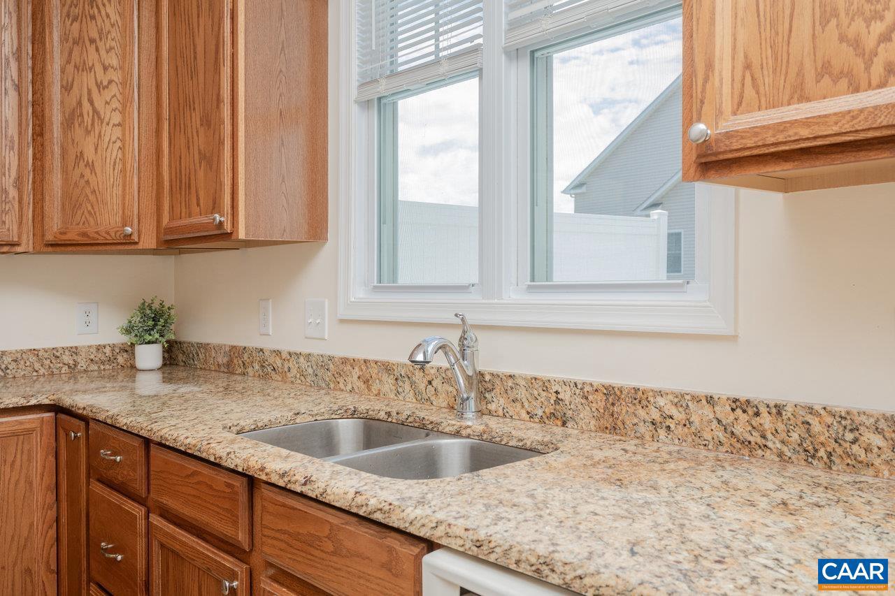 TOWNES AT BLUESTONE - Residential