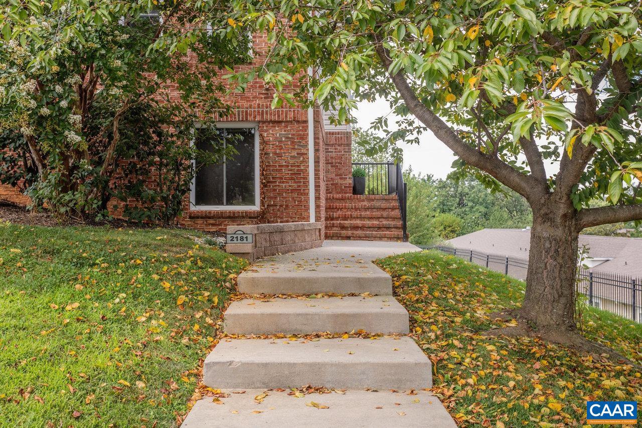 TOWNES AT BLUESTONE - Residential