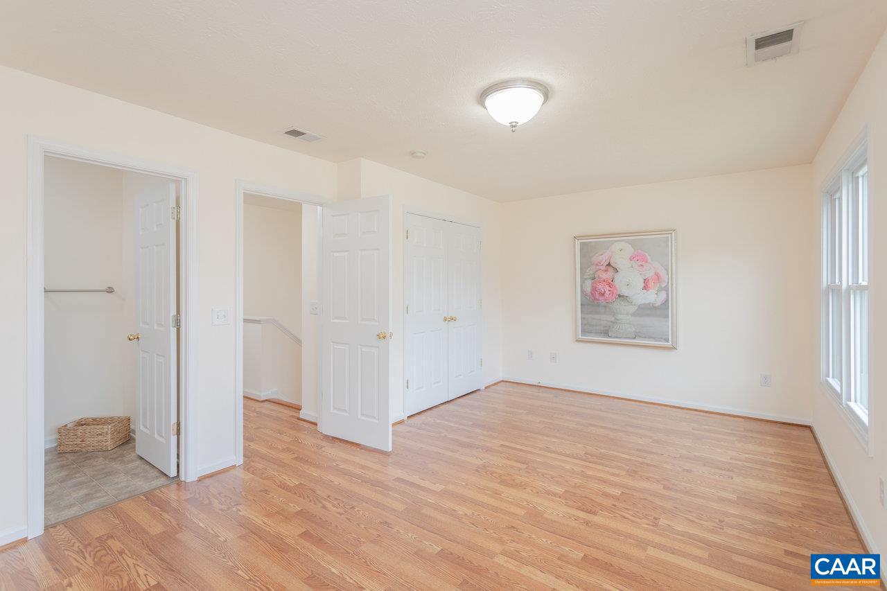 TOWNES AT BLUESTONE - Residential