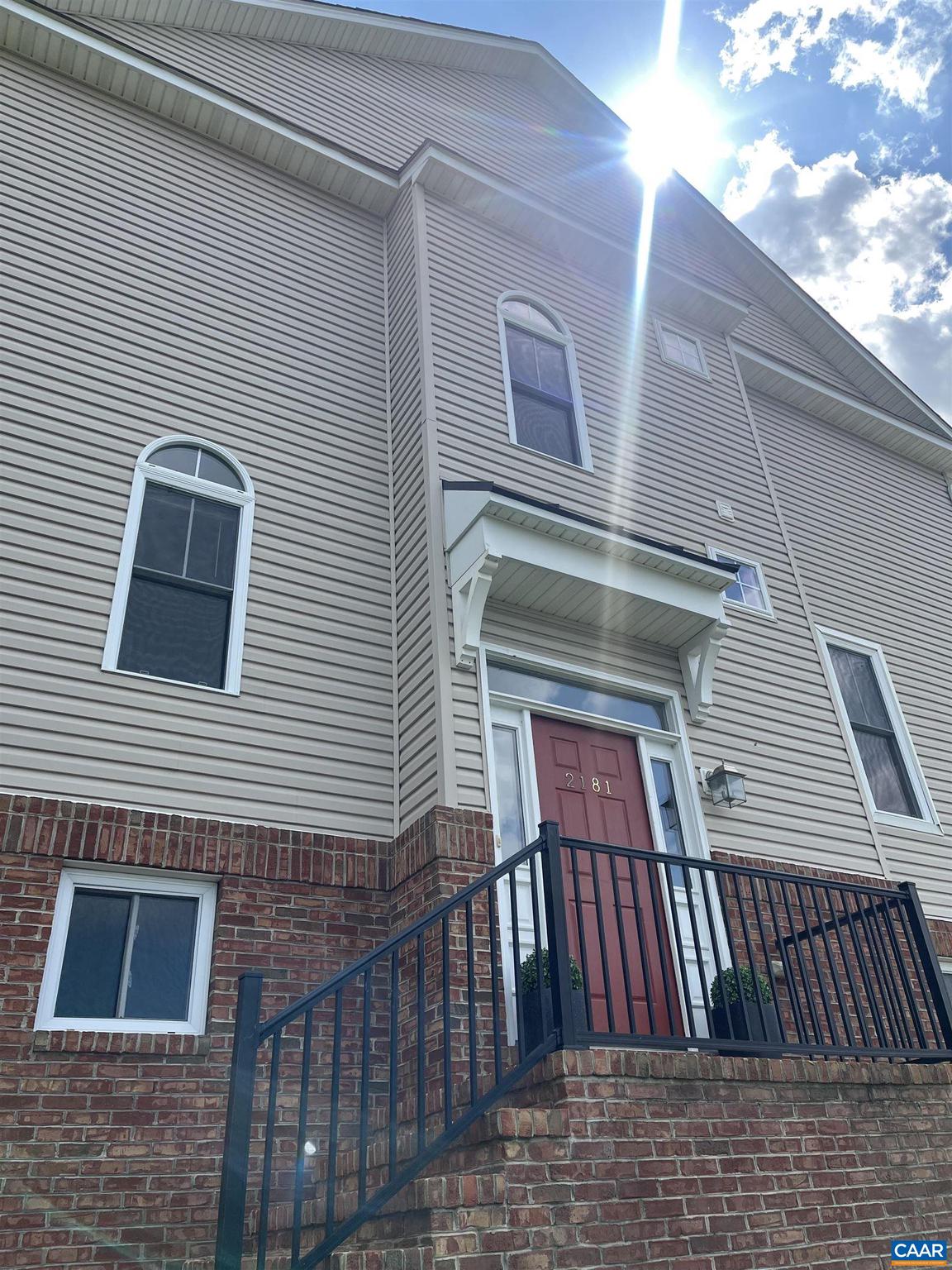 TOWNES AT BLUESTONE - Residential