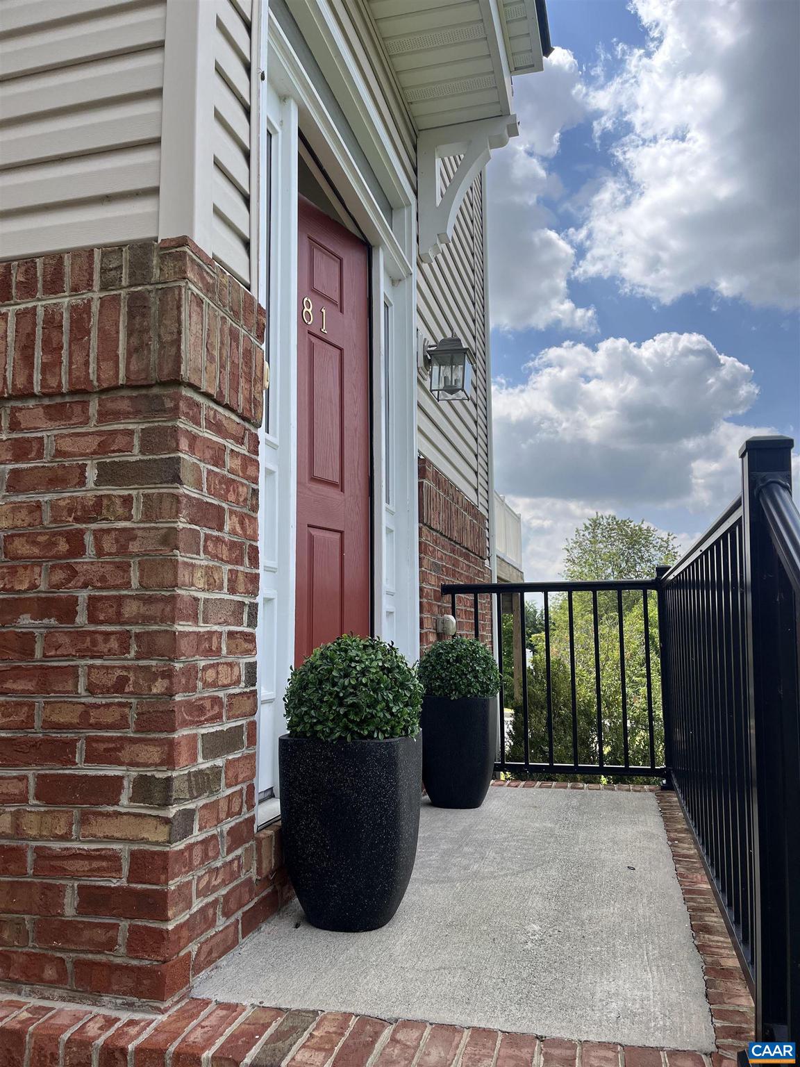 TOWNES AT BLUESTONE - Residential