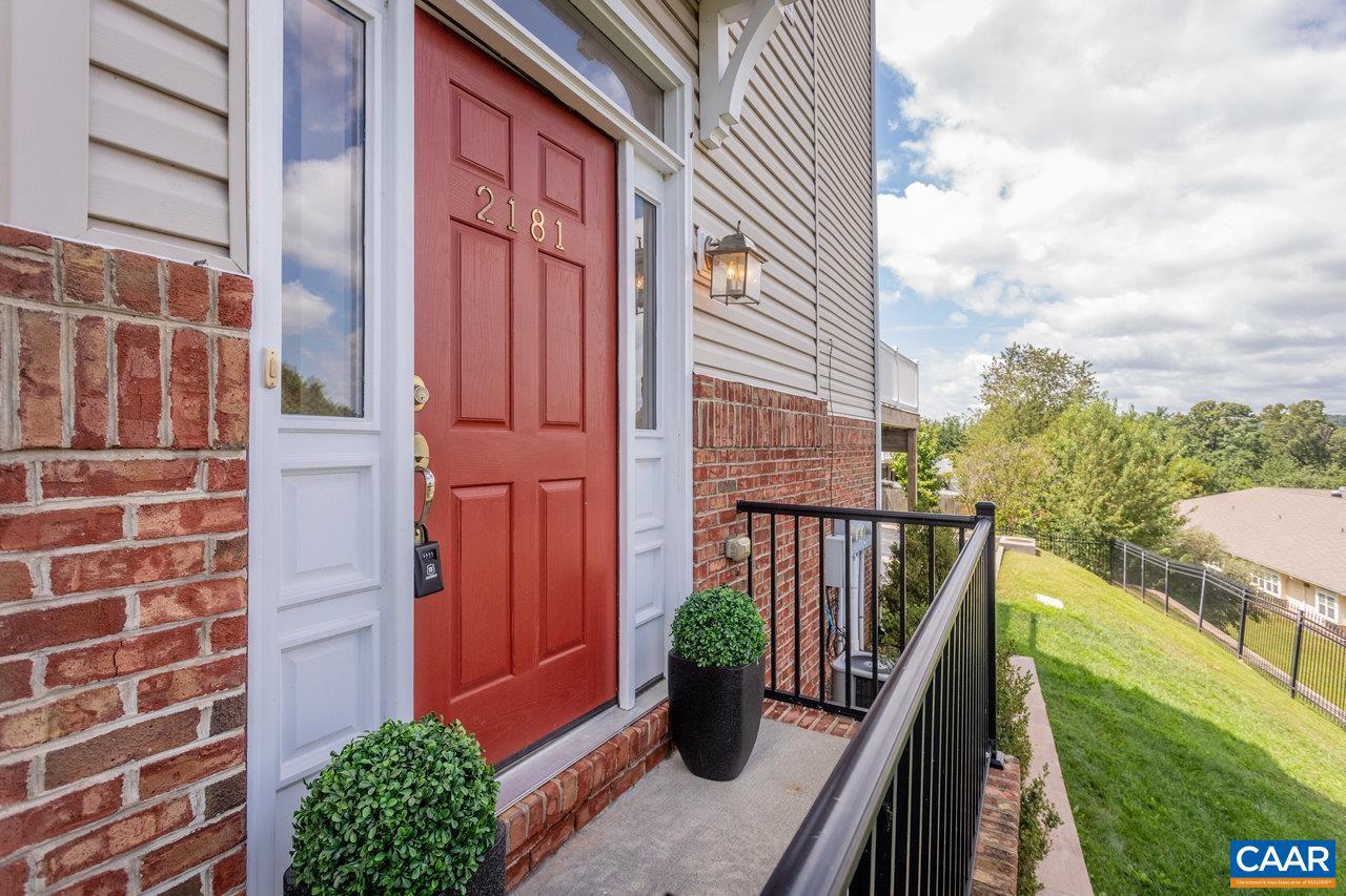 TOWNES AT BLUESTONE - Residential