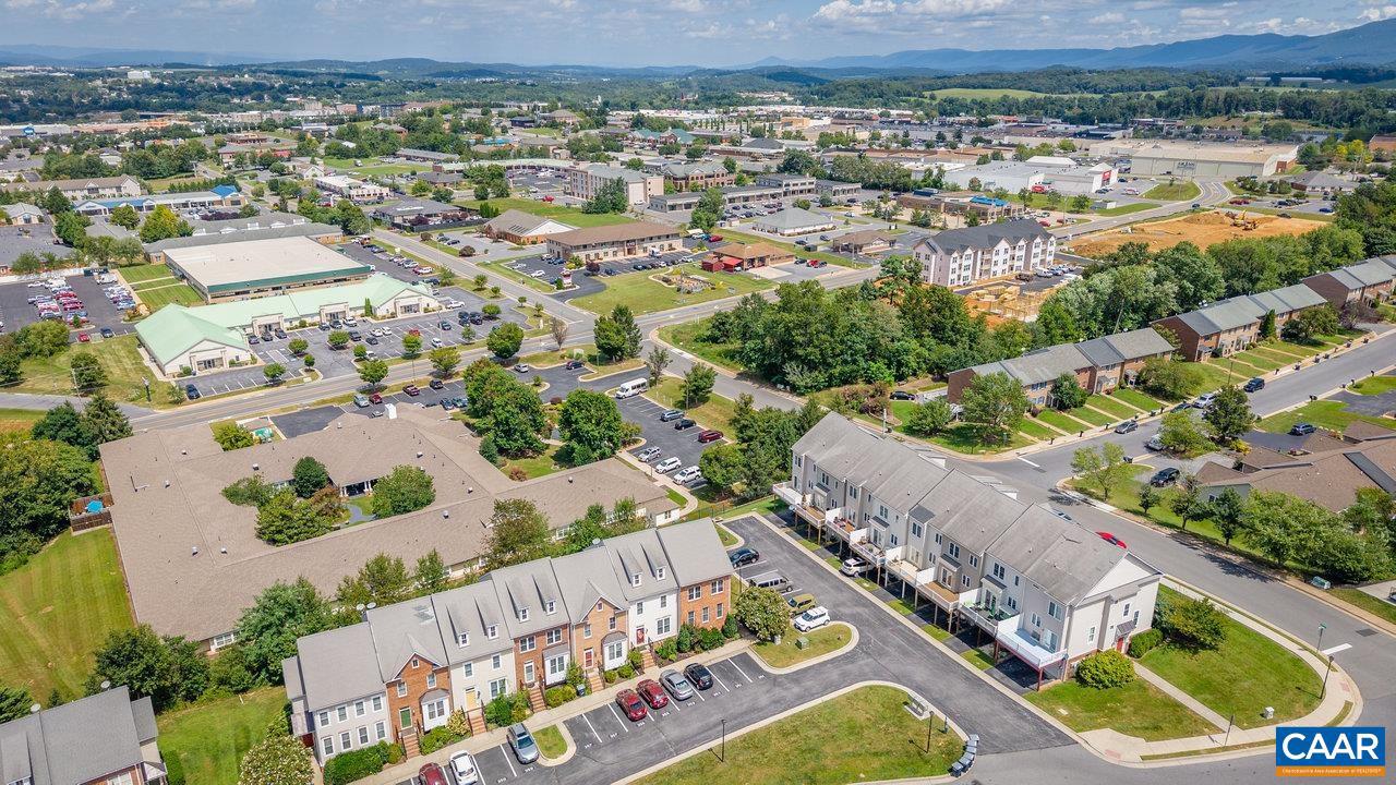 TOWNES AT BLUESTONE - Residential