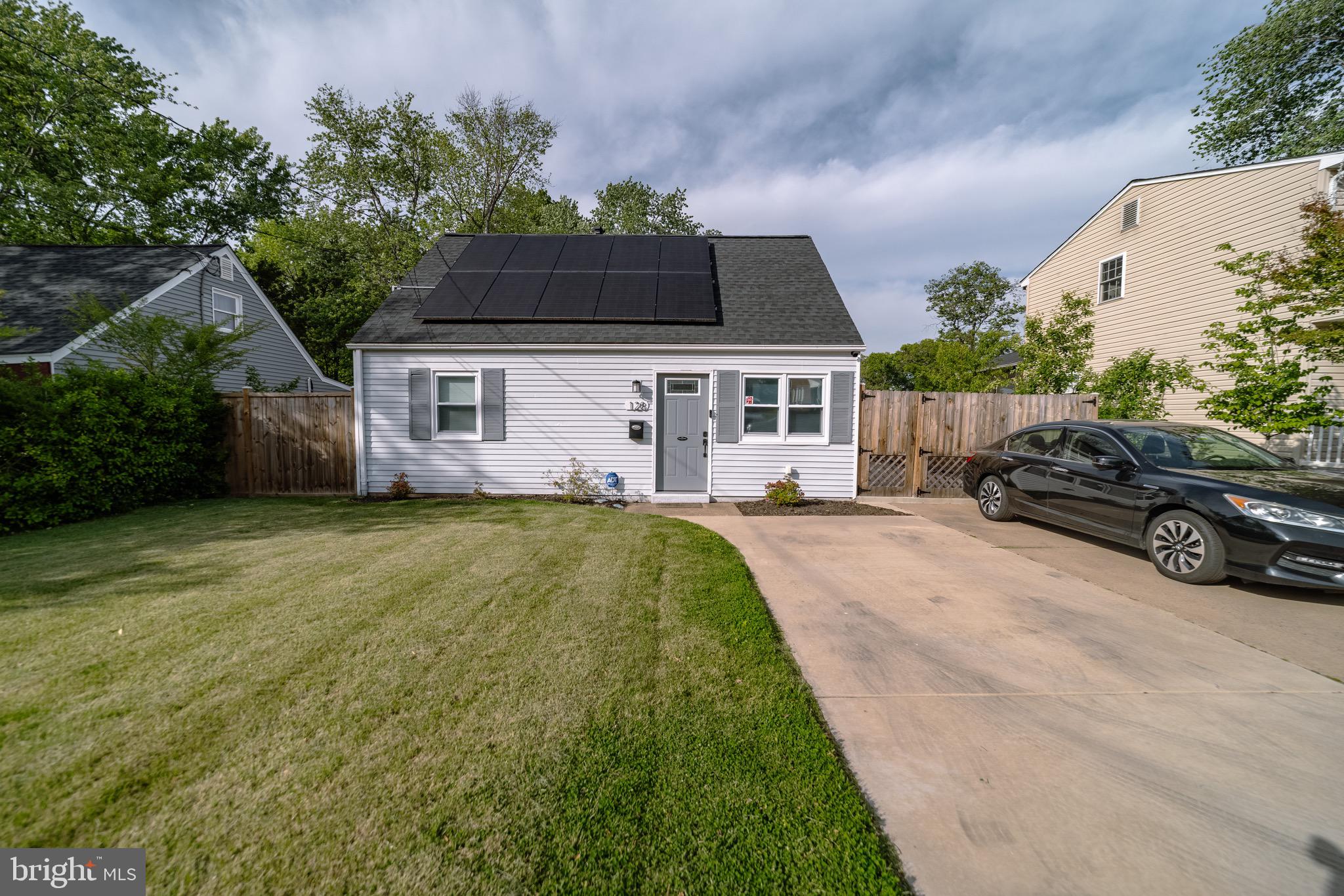 MANASSAS PARK - Residential