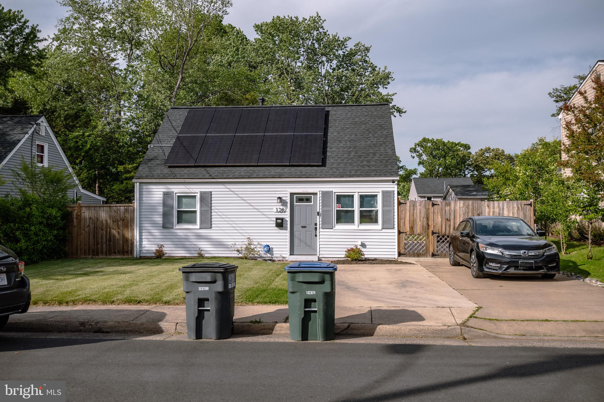 MANASSAS PARK - Residential