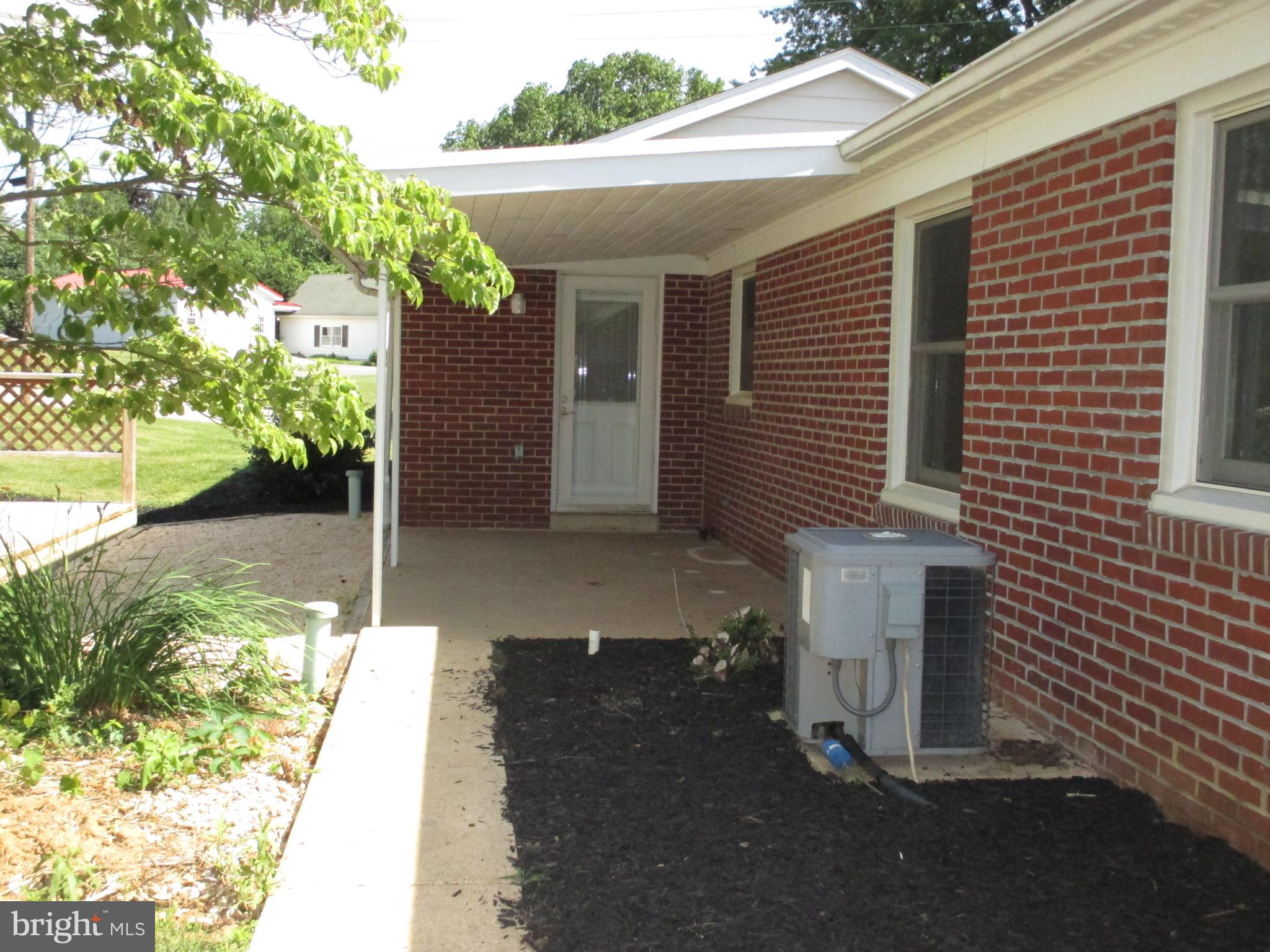 PINE SPRINGS HEIGHTS - Residential