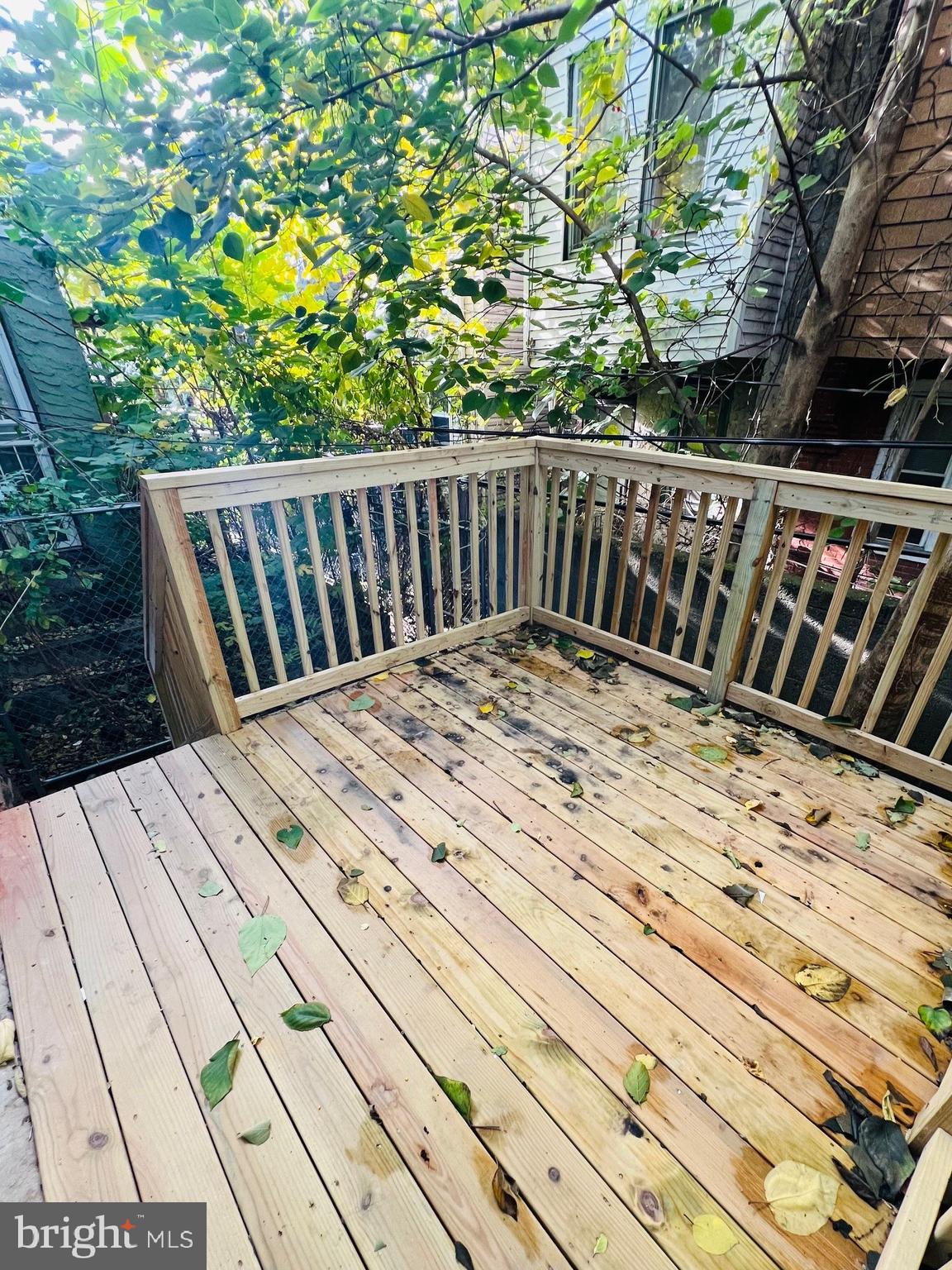 UNIVERSITY CITY - Residential