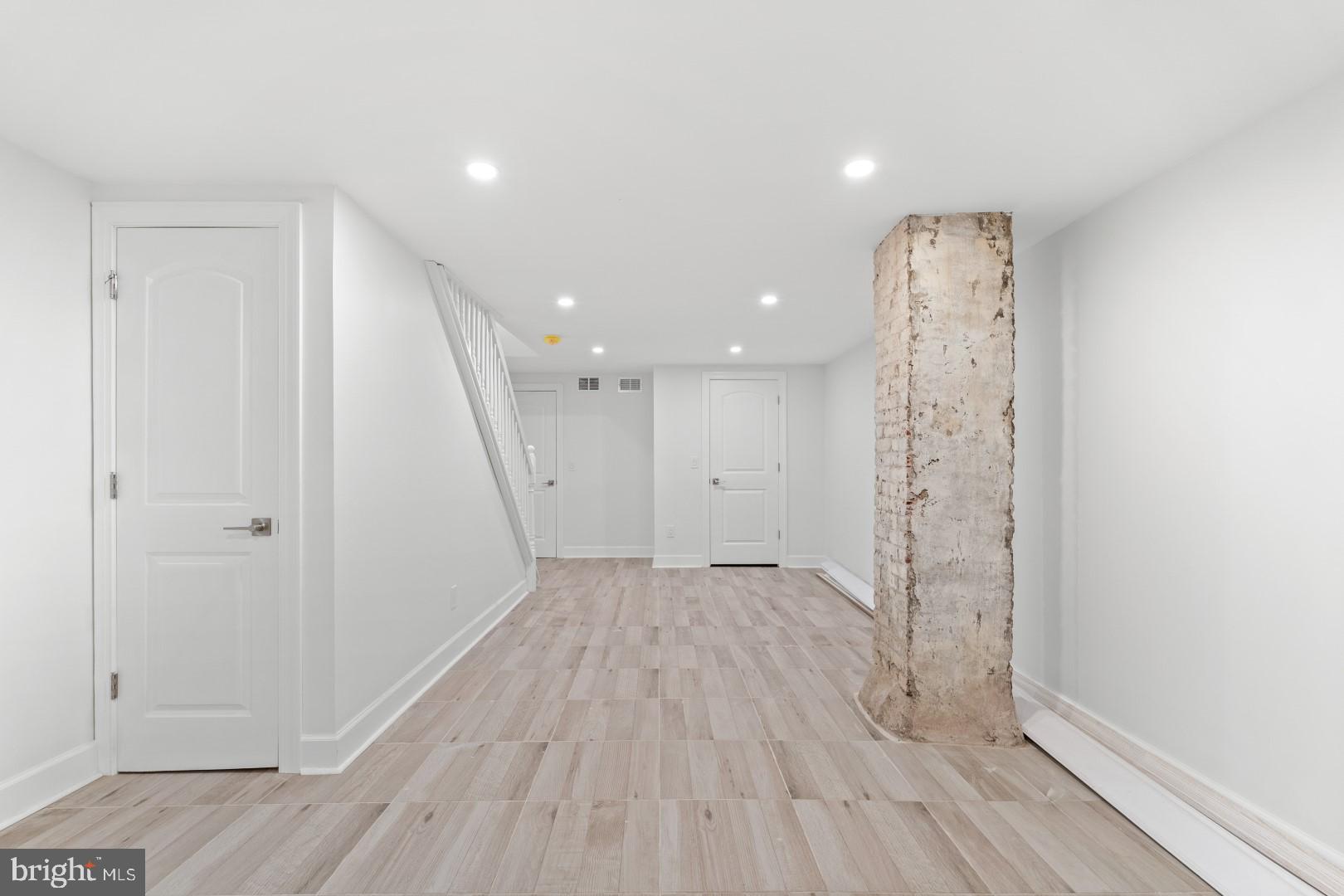 UNIVERSITY CITY - Residential