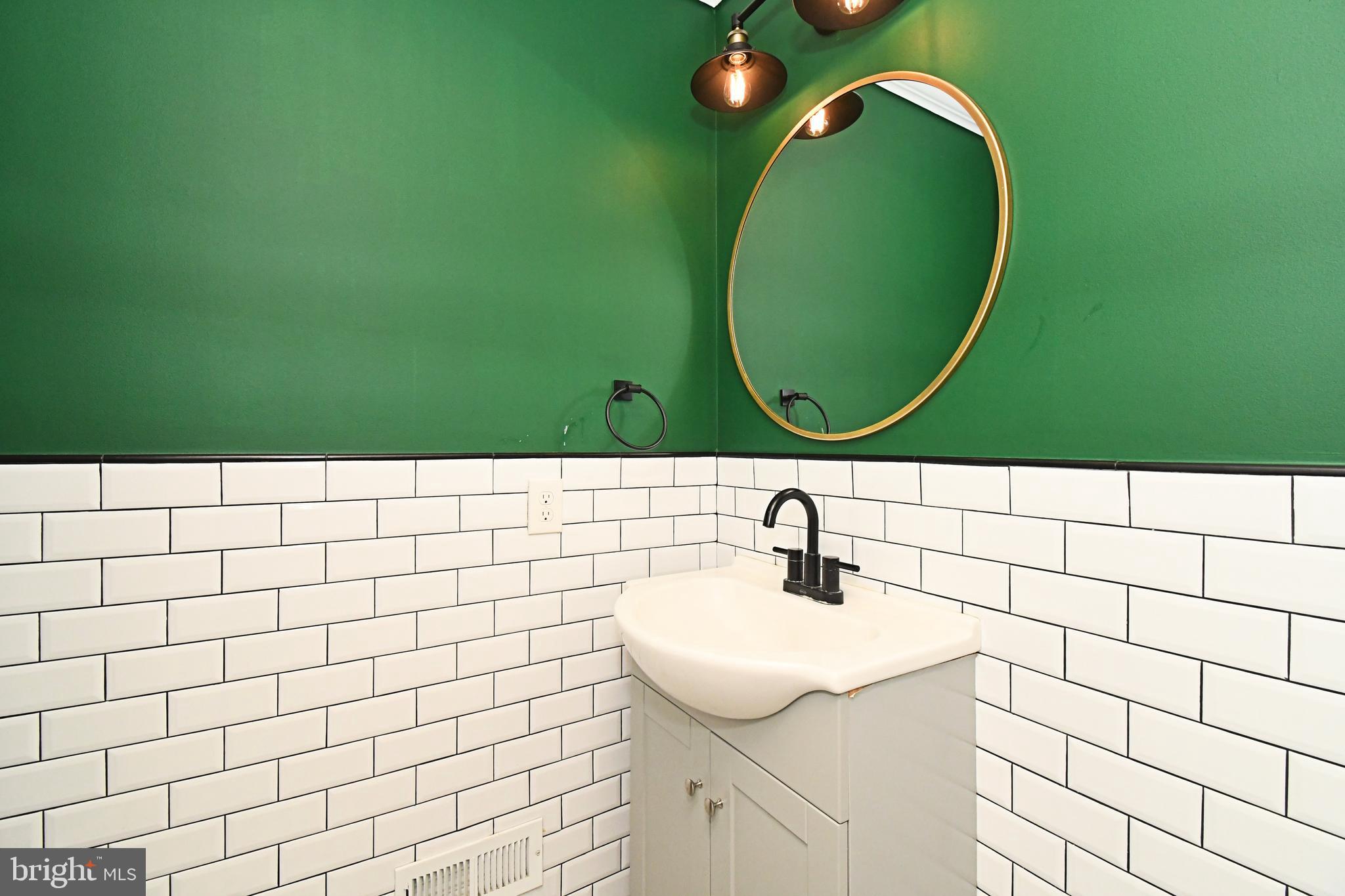 TALAMORE - Residential Lease