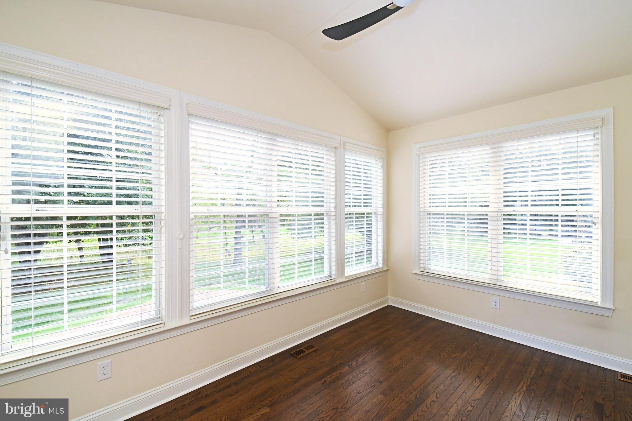 TALAMORE - Residential Lease