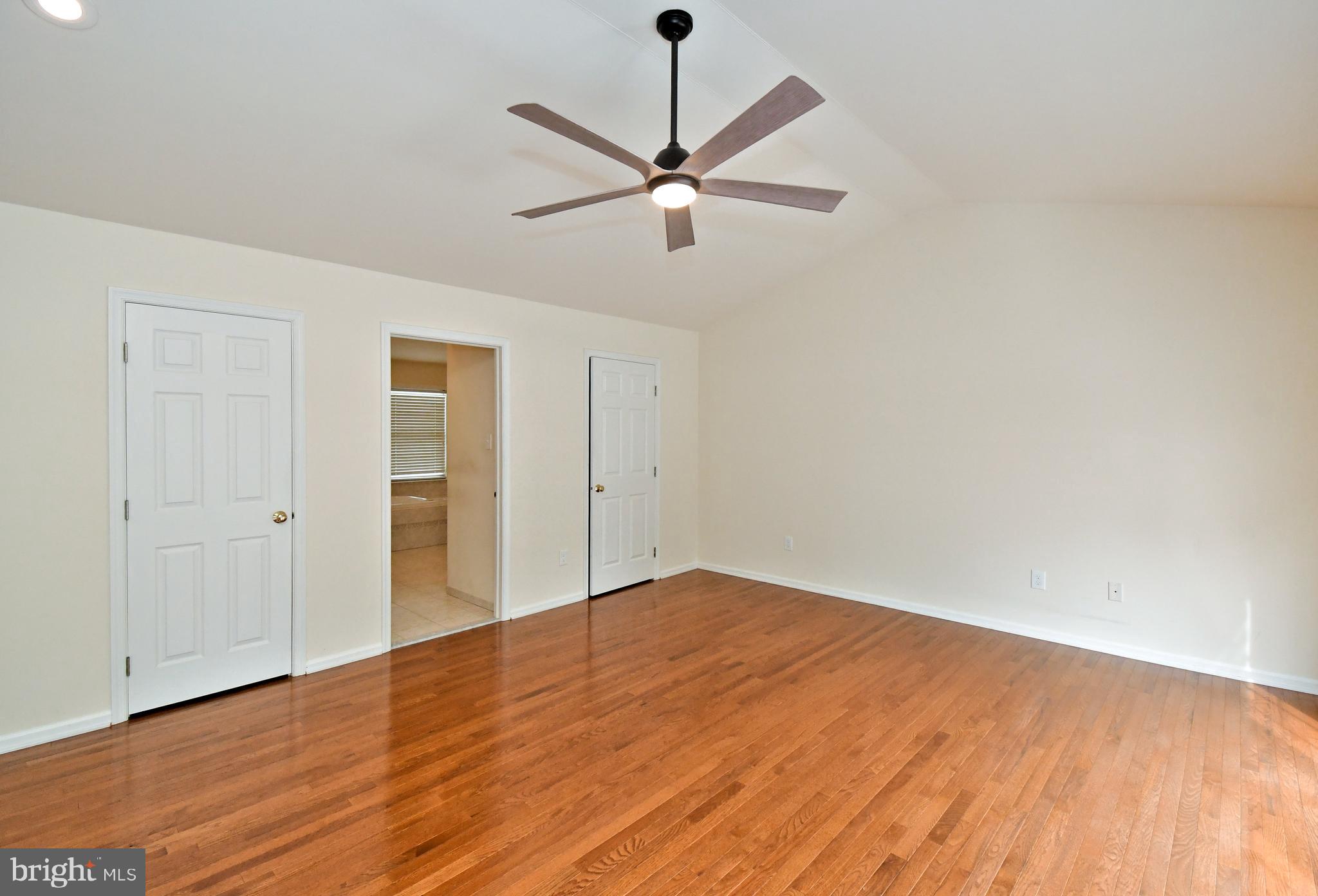 TALAMORE - Residential Lease