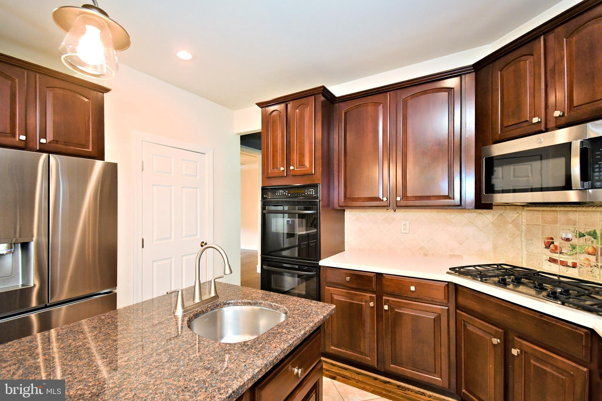 TALAMORE - Residential Lease