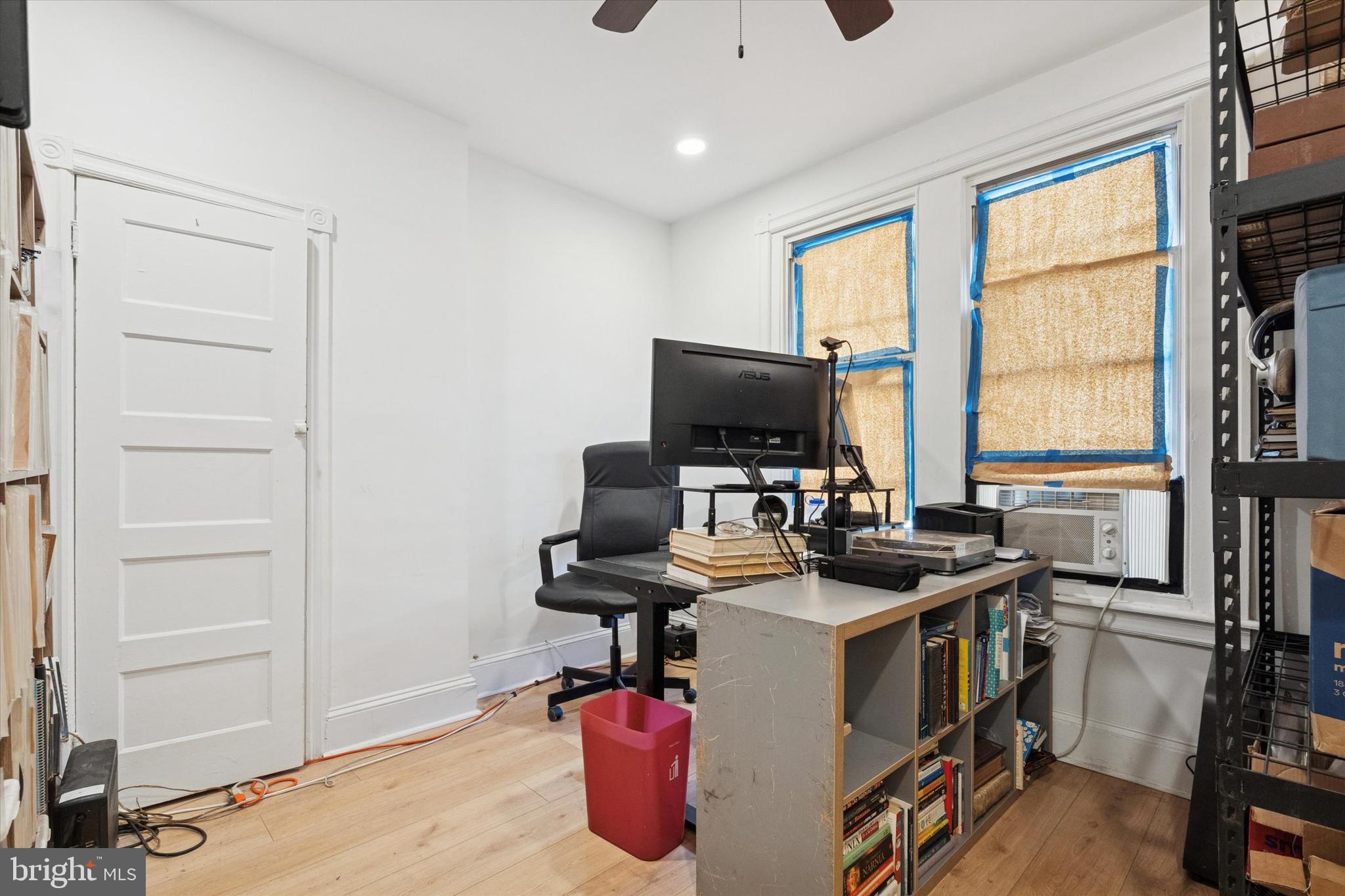 PORT RICHMOND - Residential Income