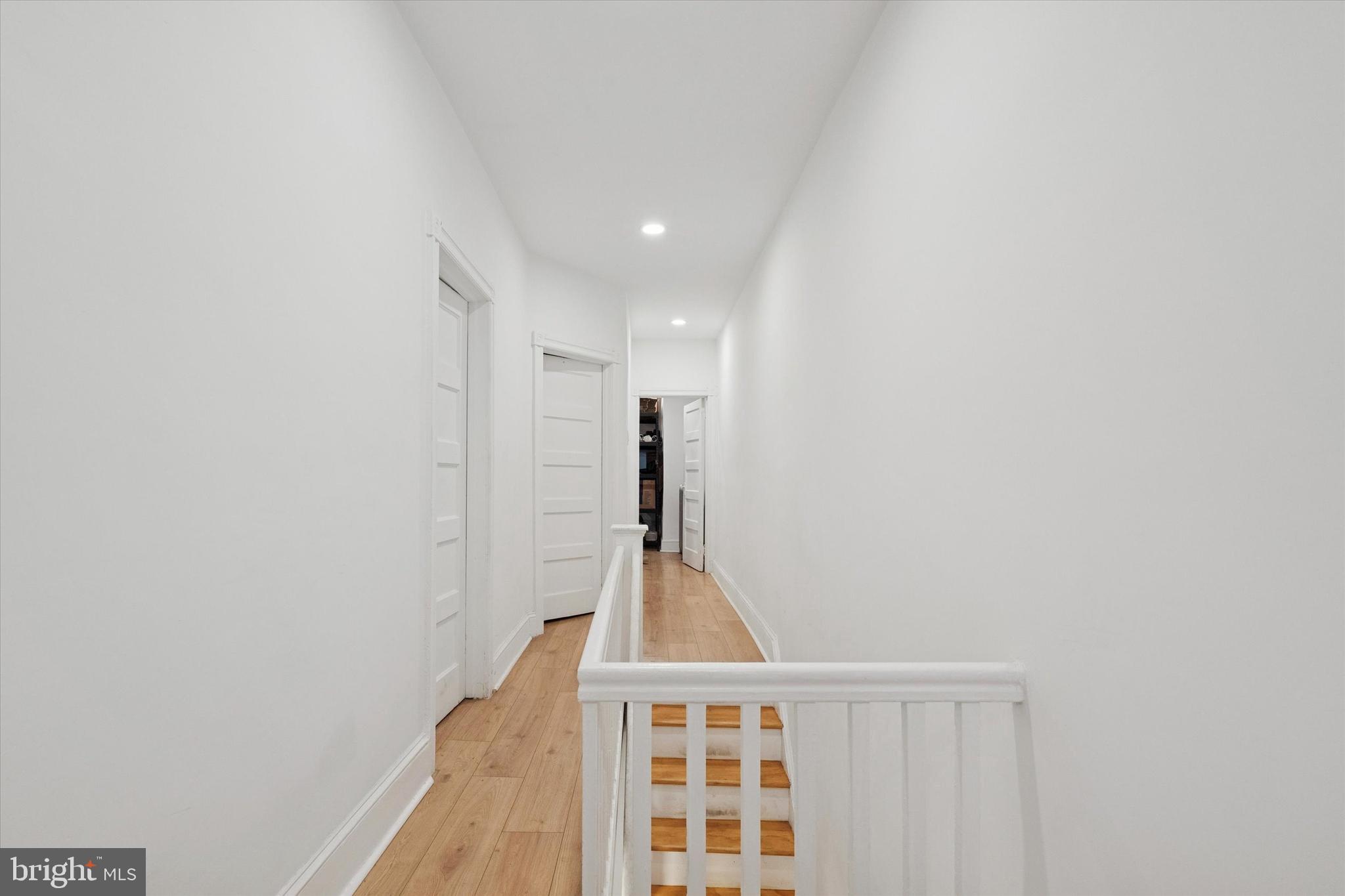 PORT RICHMOND - Residential Income