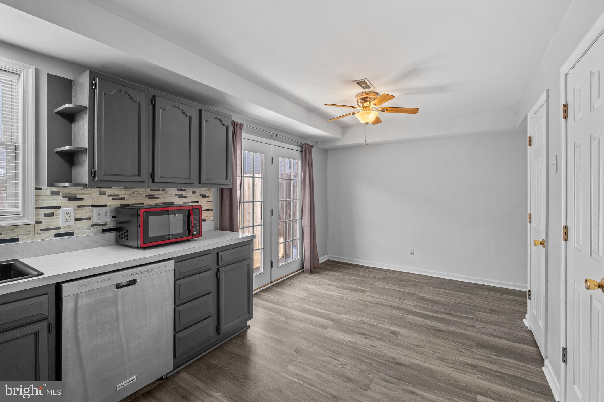 HEDGESVILLE HILLS - Residential