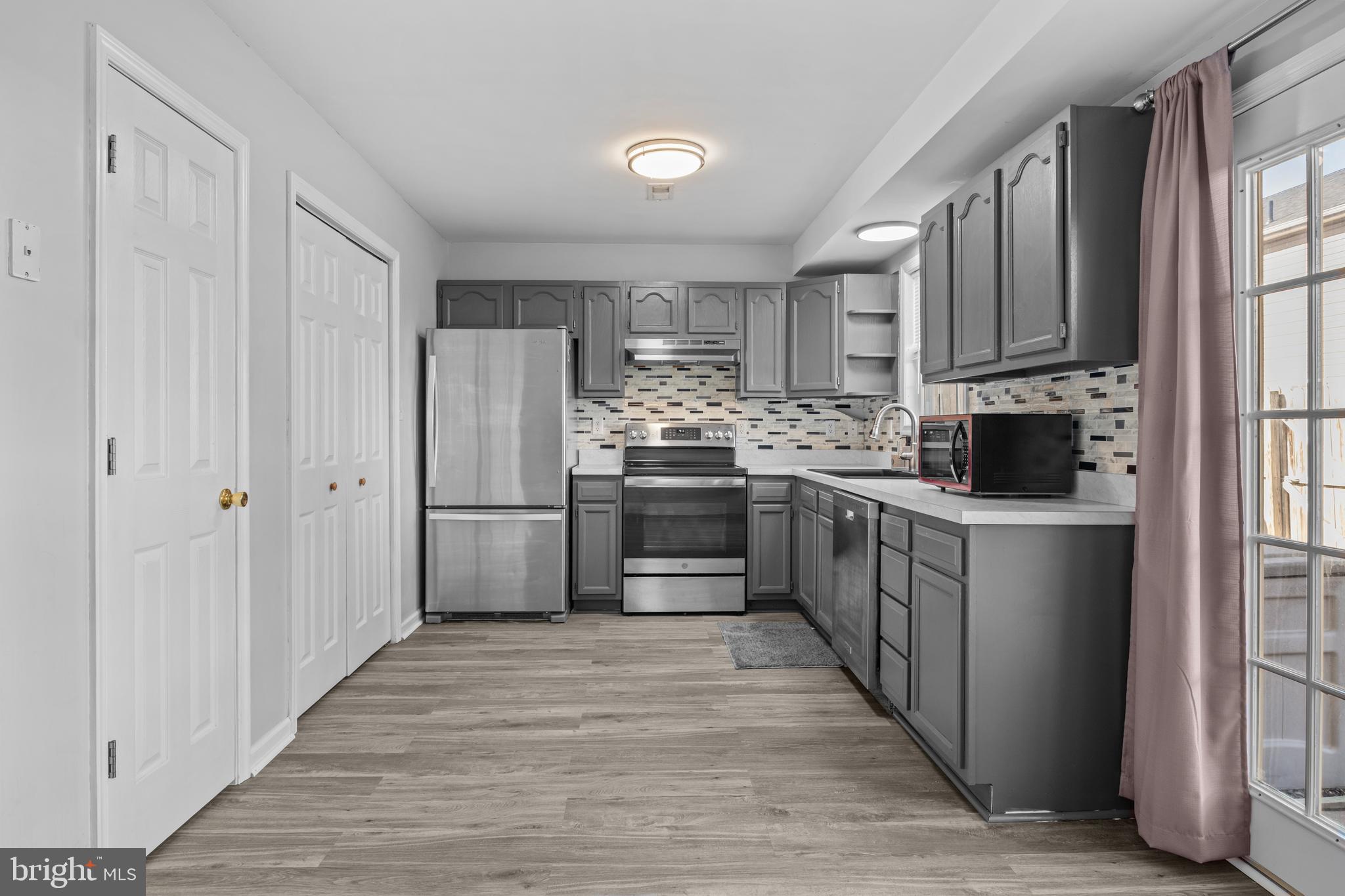 HEDGESVILLE HILLS - Residential