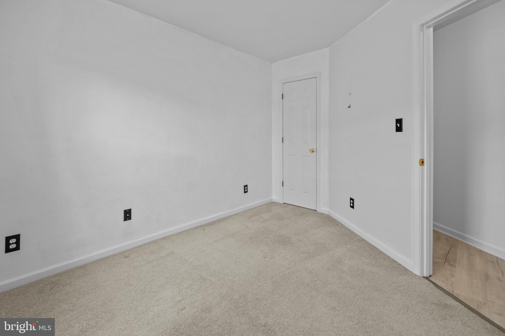 HEDGESVILLE HILLS - Residential