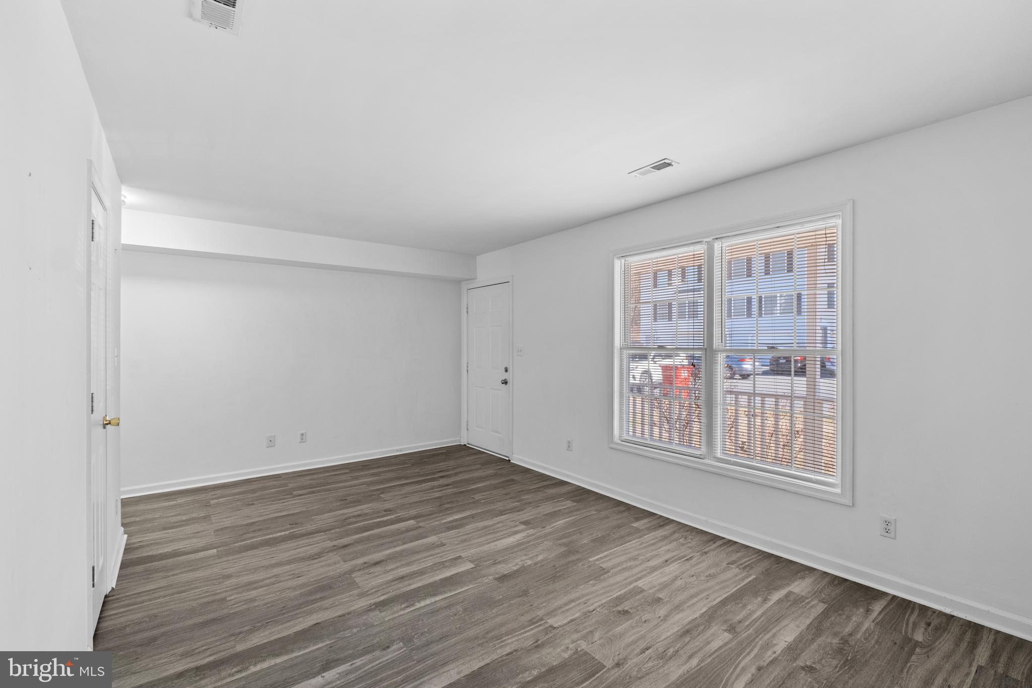 HEDGESVILLE HILLS - Residential