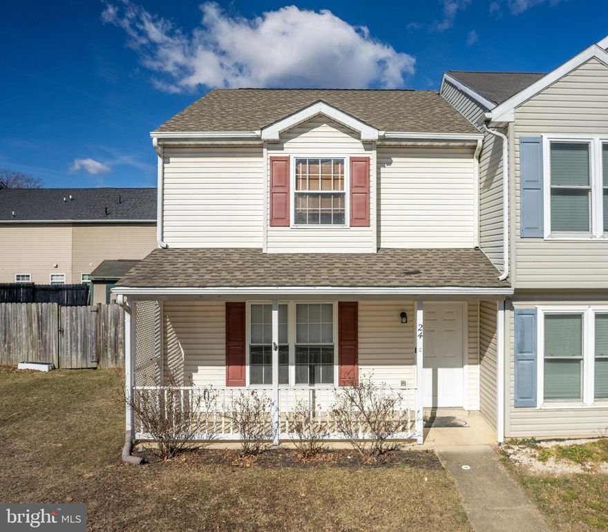 Welcome to this charming end-unit townhome in a prime location, just minutes from historic Hedgesville! This 3-bedroom, 2.5-bath home offers a perfect blend of comfort, convenience, and style.
The main floor features easy-to-maintain LVP flooring, with a spacious half bath conveniently located near the entryway. The well-equipped kitchen boasts stainless steel appliances, making meal prep a breeze, and offers easy access to the backyard. Step outside to your private, fenced-in yard with a cozy patio, ideal for relaxing or entertaining. Upstairs, you’ll find the primary bedroom, featuring a vaulted ceiling, a walk-in closet, and a private ensuite bath with a shower/tub combo. Two additional bedrooms share the second full bath, also featuring a shower/tub combo. Enjoy your morning coffee or simply relax on the nest-like front porch, basking in the warmth of the morning sun. Don’t miss out on the opportunity to make this move-in ready townhome your own! **HVAC is 2 years old