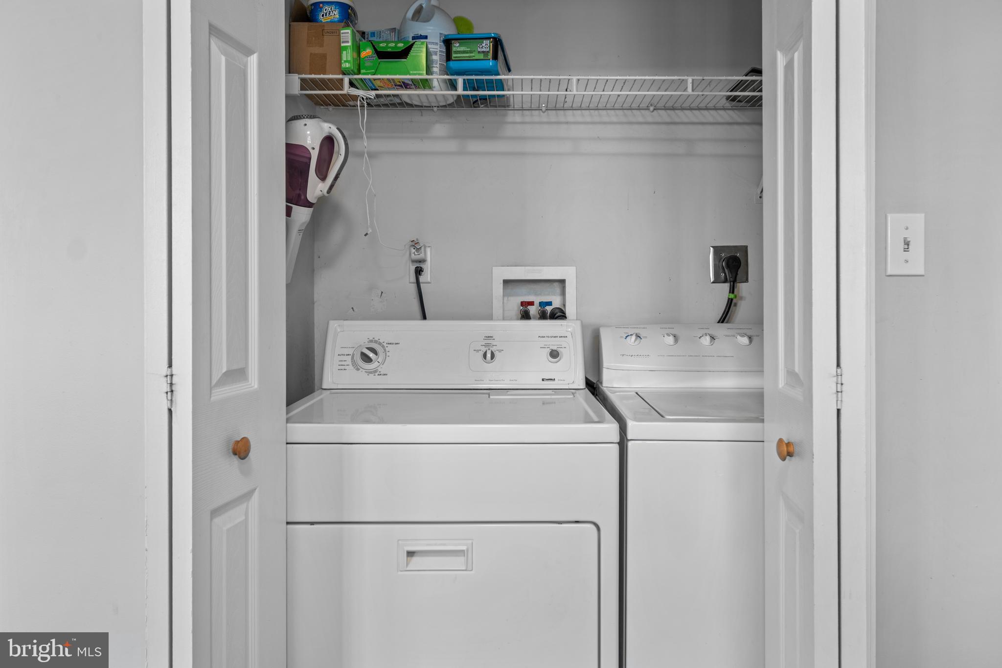 HEDGESVILLE HILLS - Residential