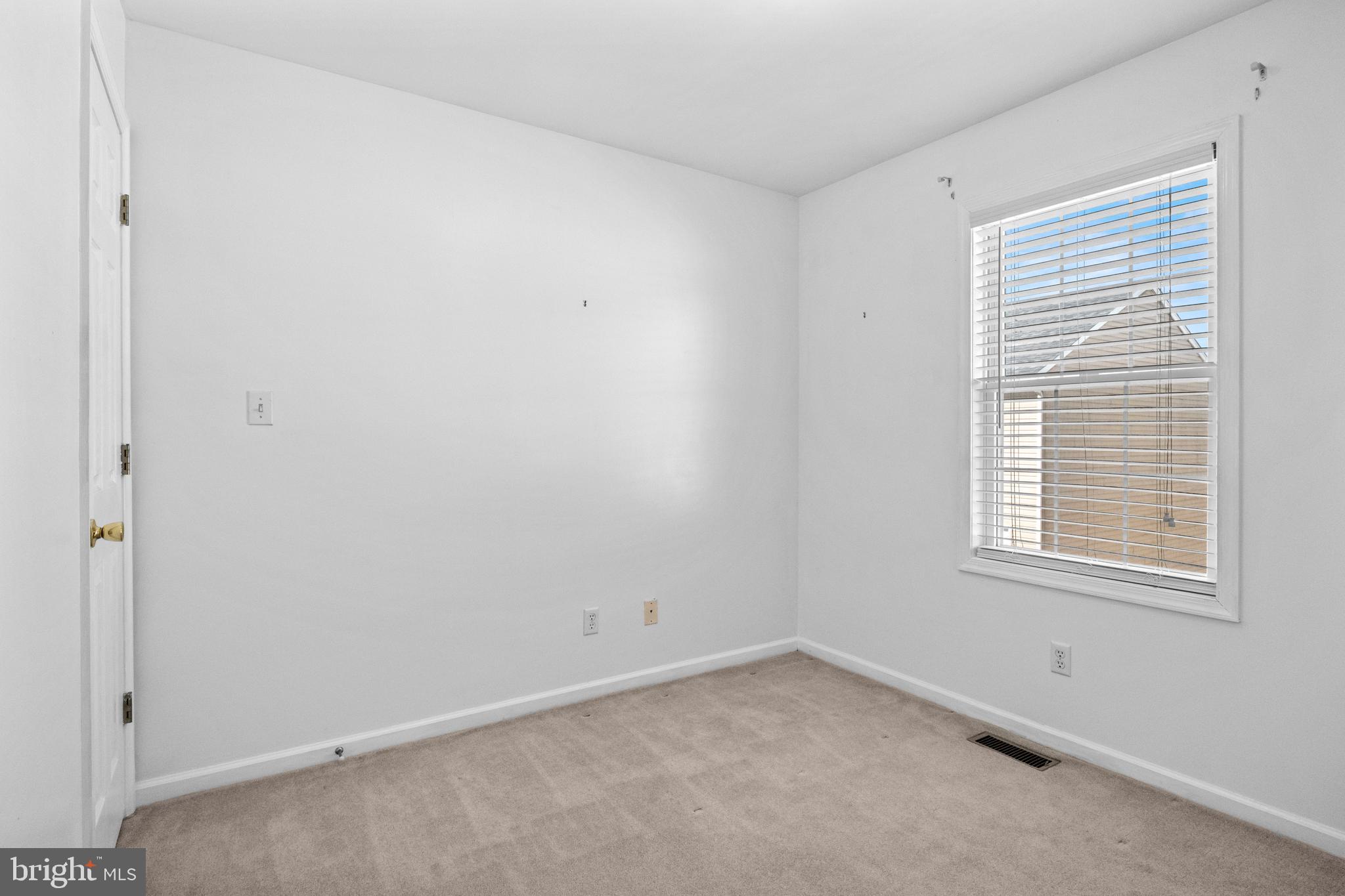 HEDGESVILLE HILLS - Residential