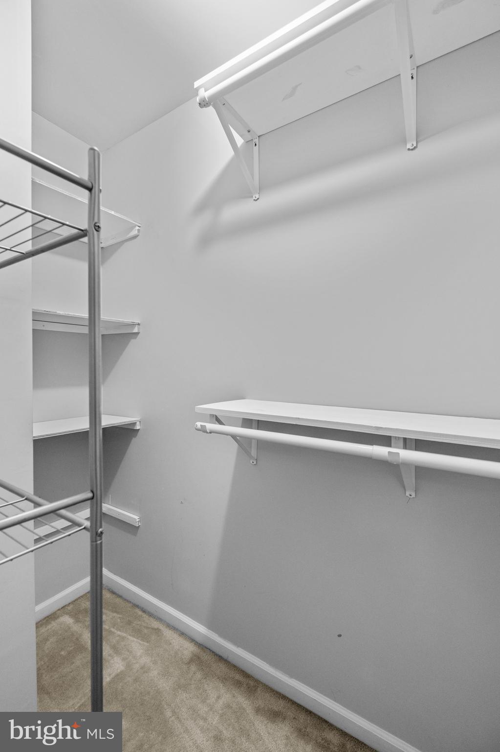 HEDGESVILLE HILLS - Residential