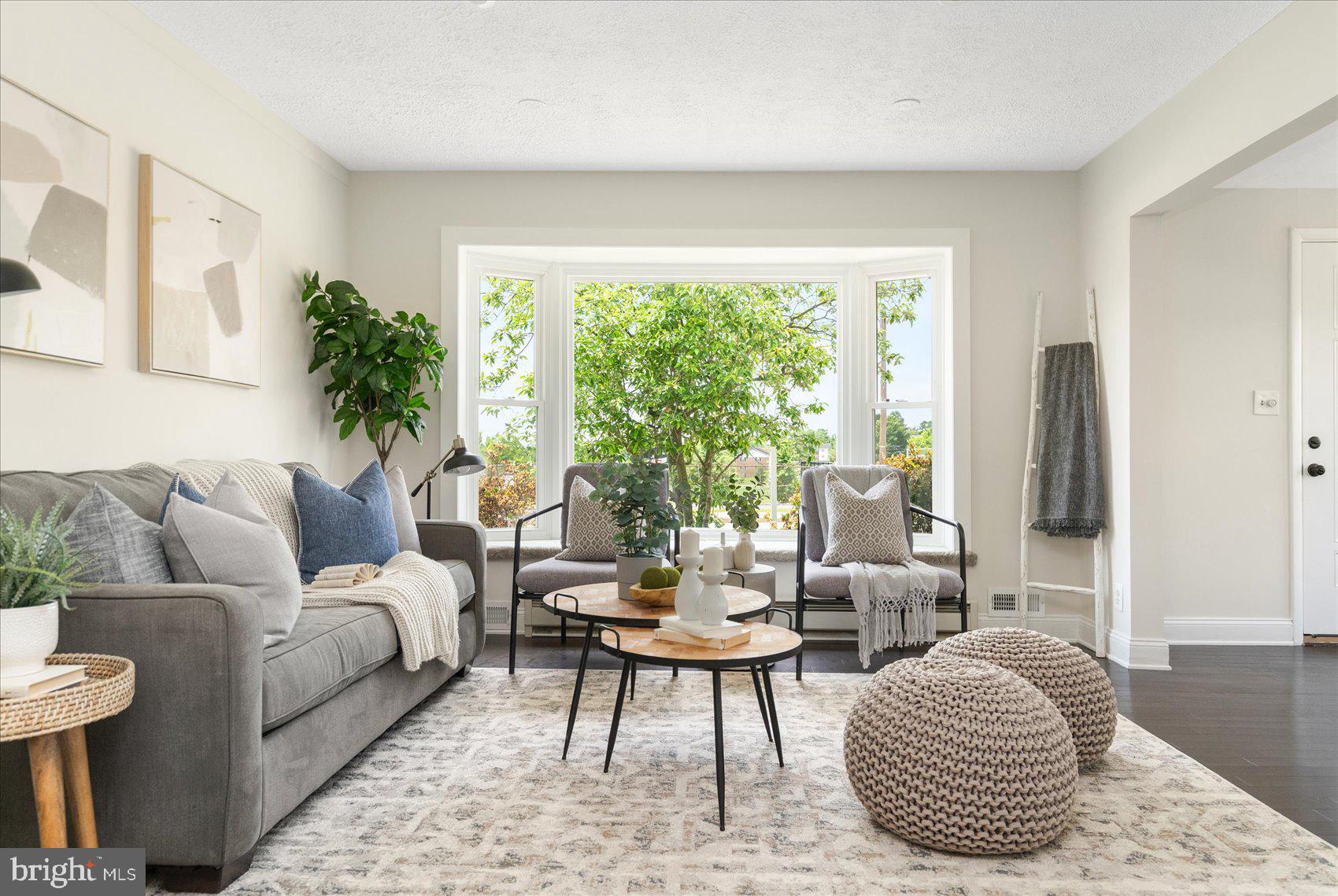 HAMILTON HILLS - Residential