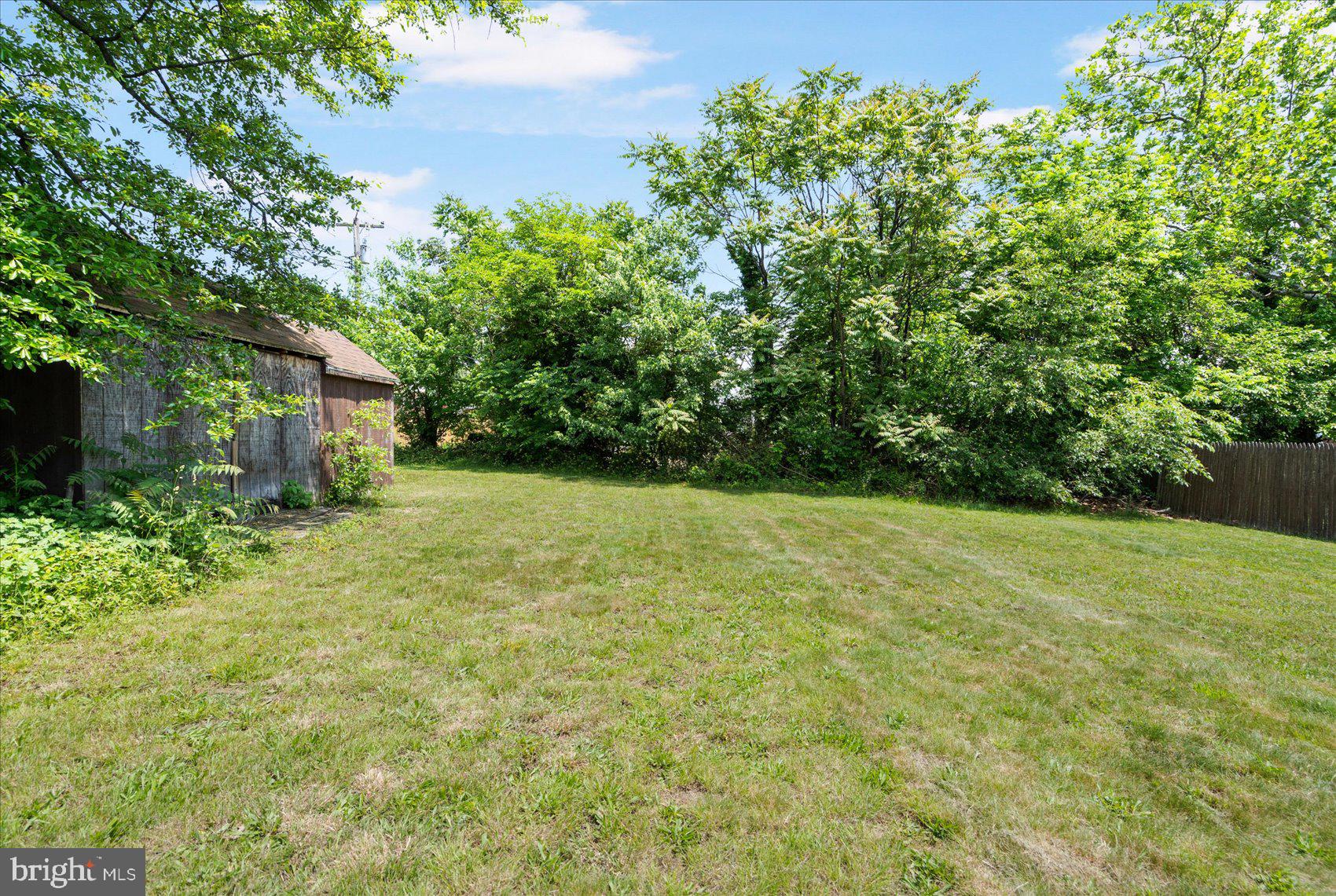 HAMILTON HILLS - Residential