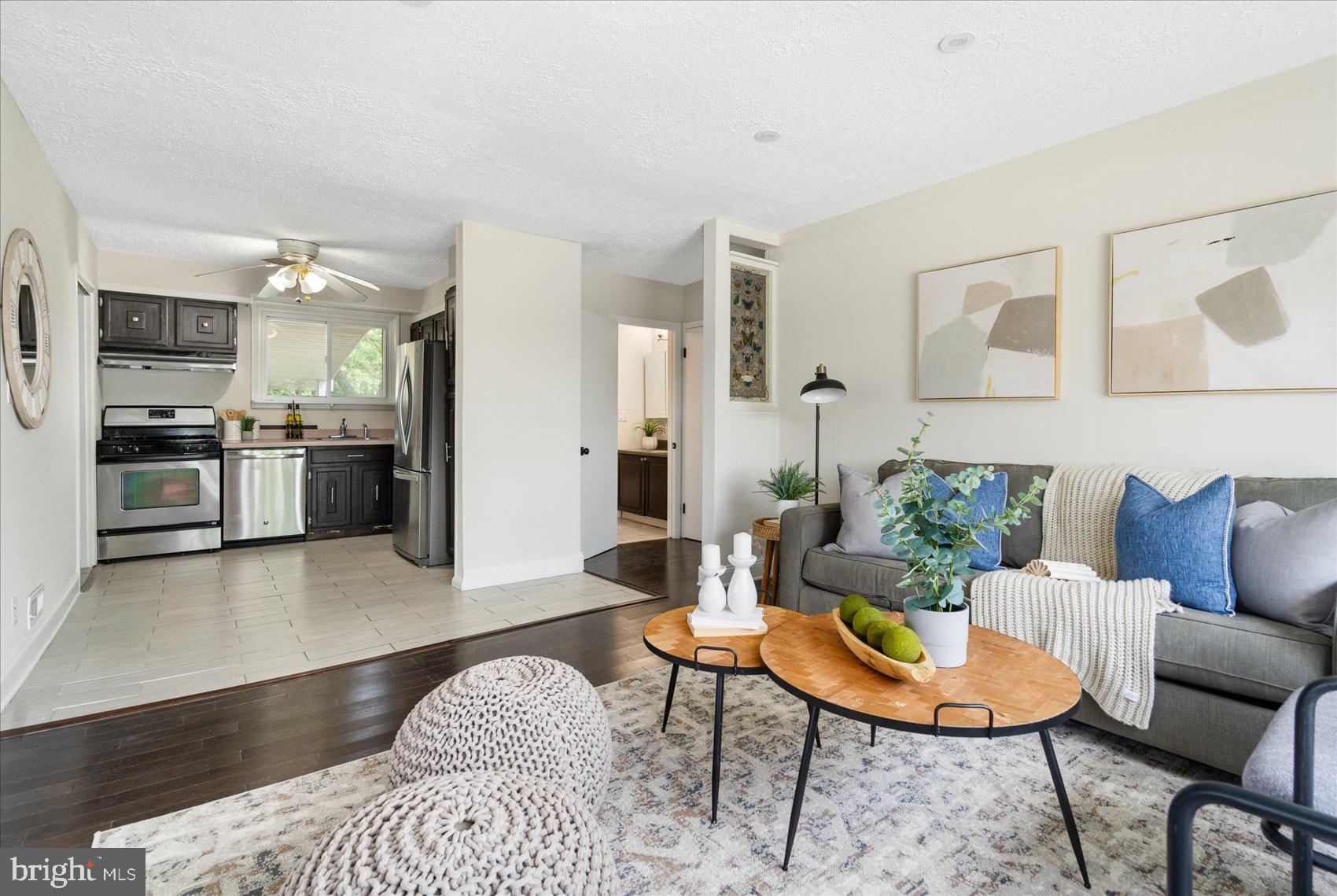 HAMILTON HILLS - Residential