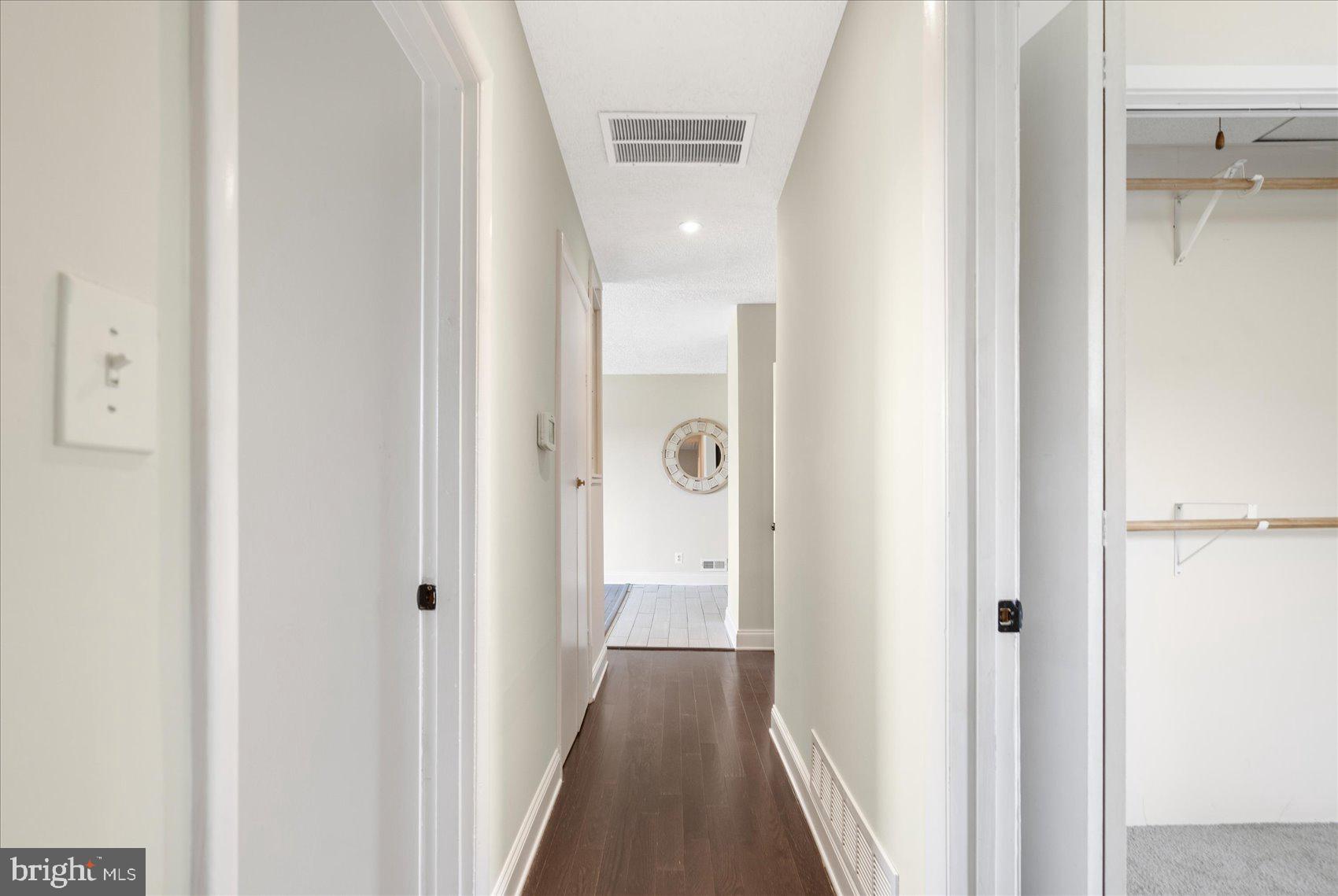 HAMILTON HILLS - Residential