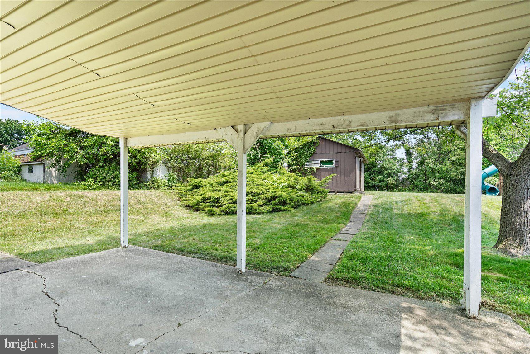 HAMILTON HILLS - Residential