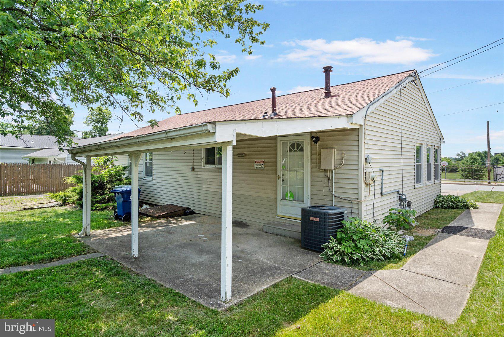 HAMILTON HILLS - Residential