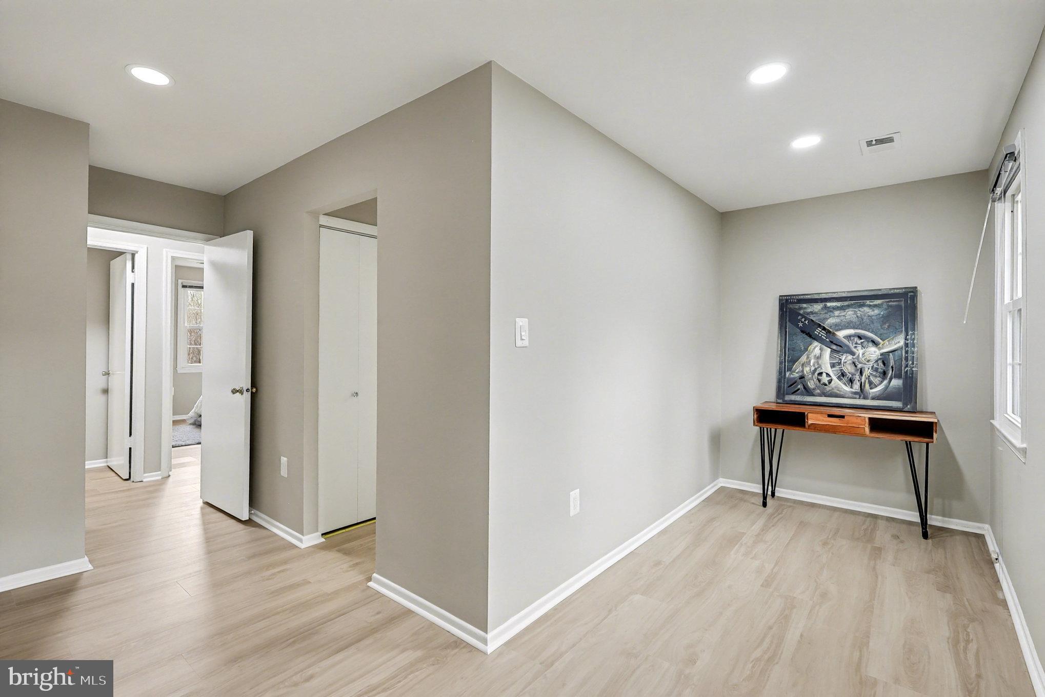 ROCKSHIRE TOWNHOMES - Residential