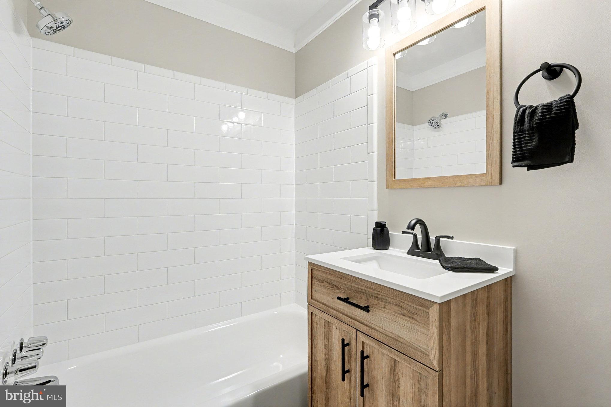 ROCKSHIRE TOWNHOMES - Residential