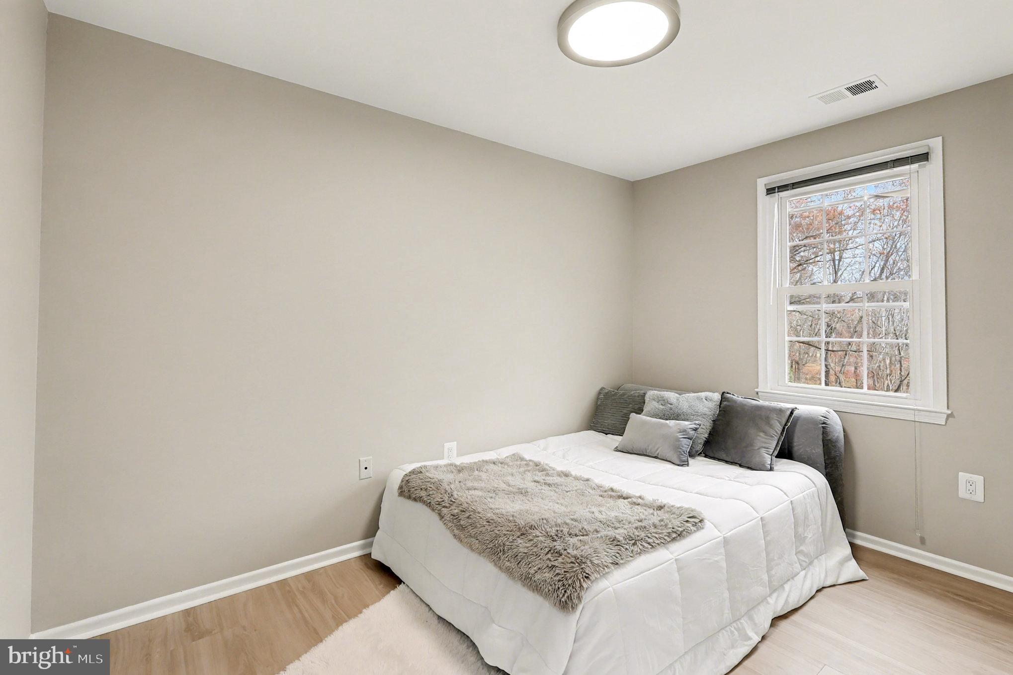 ROCKSHIRE TOWNHOMES - Residential