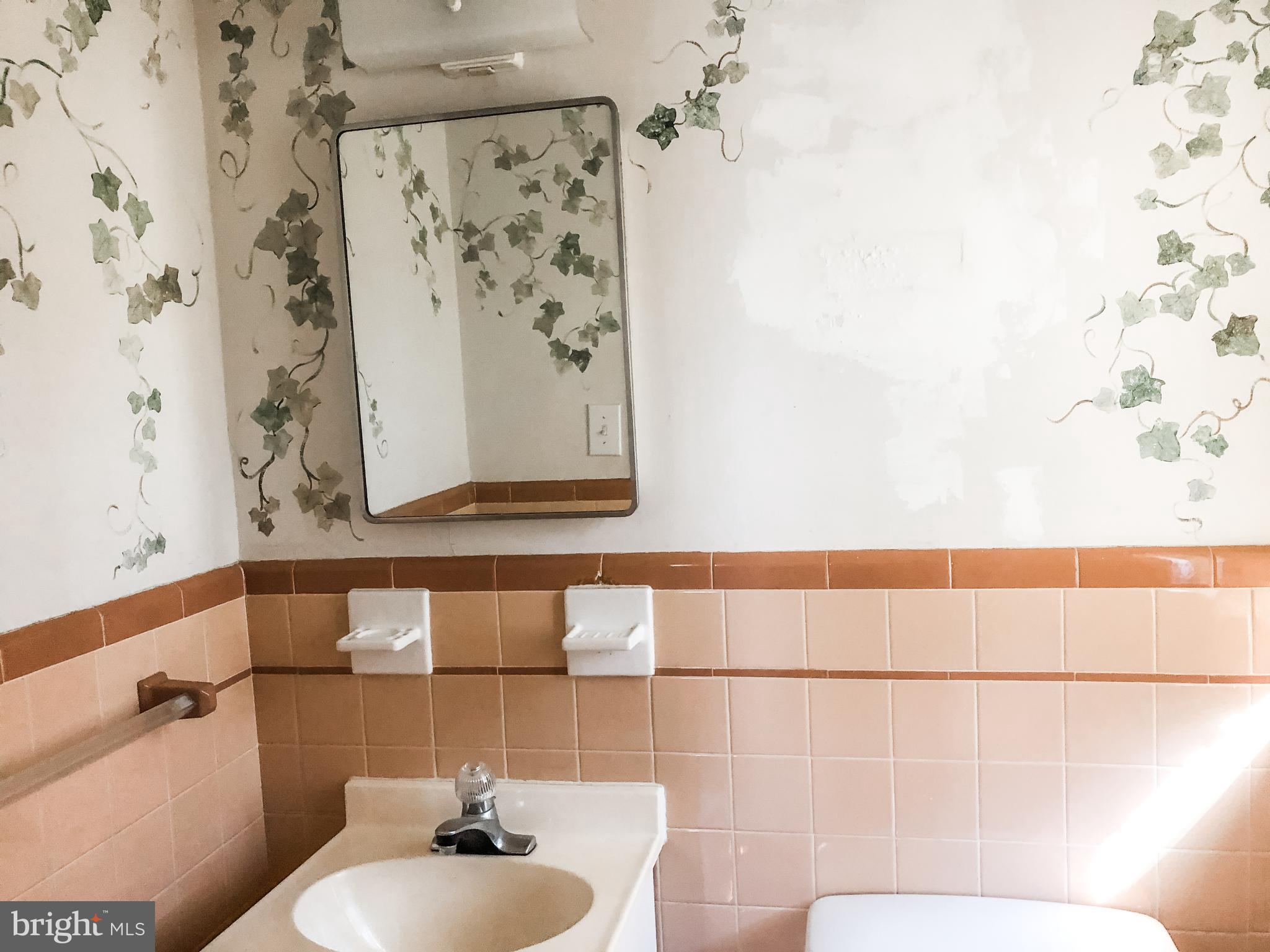 GREENVIEW KNOLLS - Residential