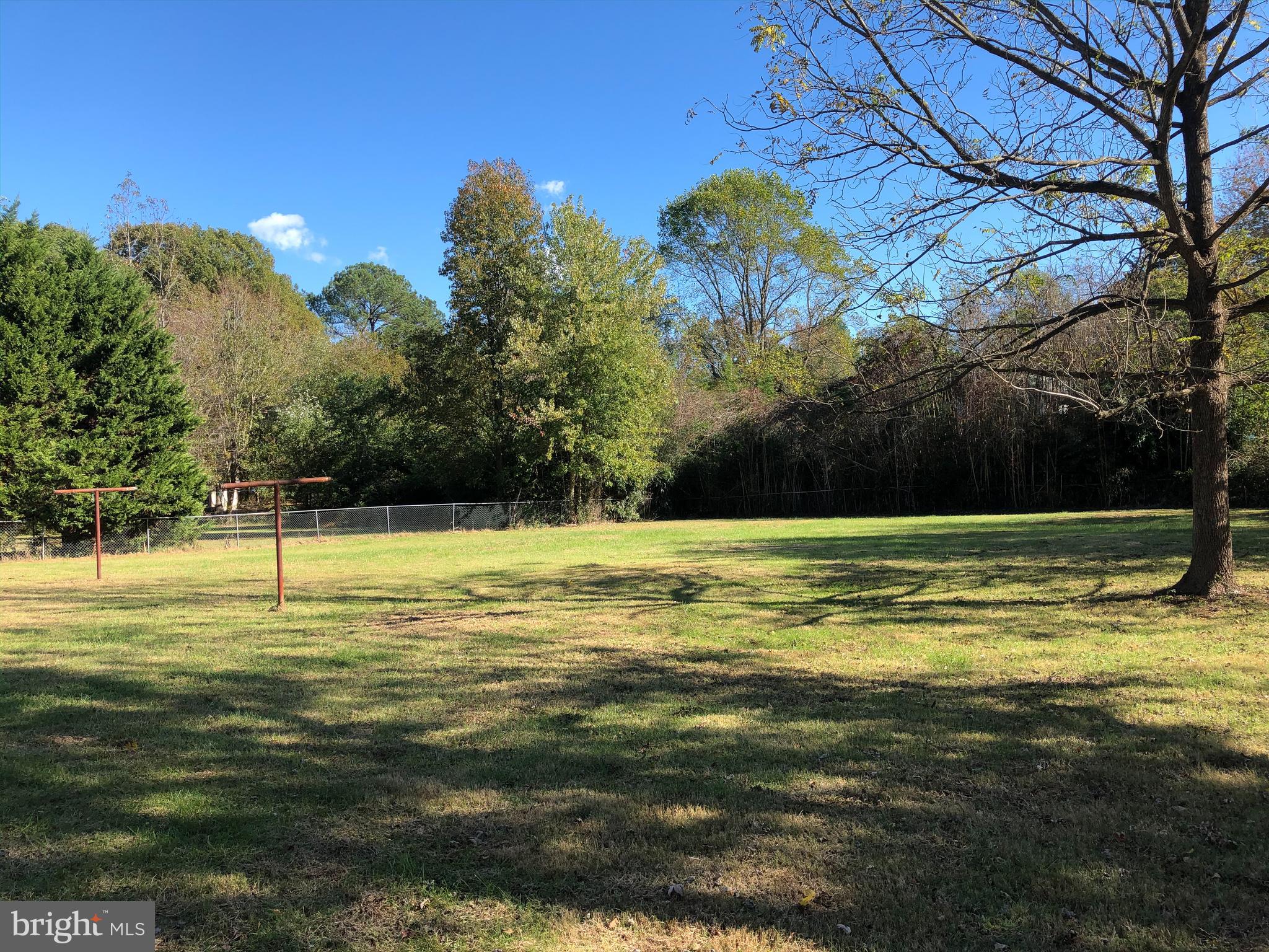 GREENVIEW KNOLLS - Residential