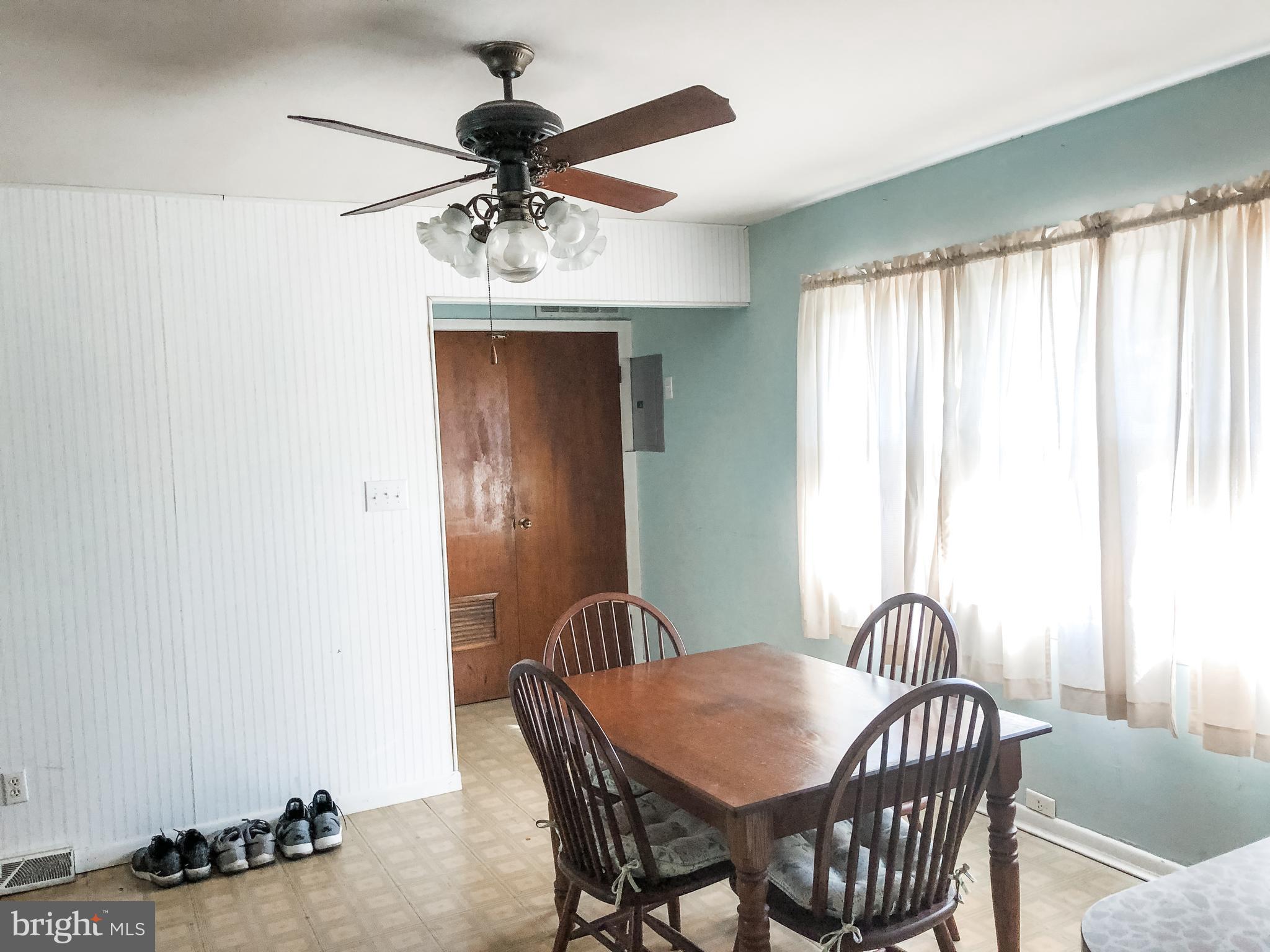 GREENVIEW KNOLLS - Residential