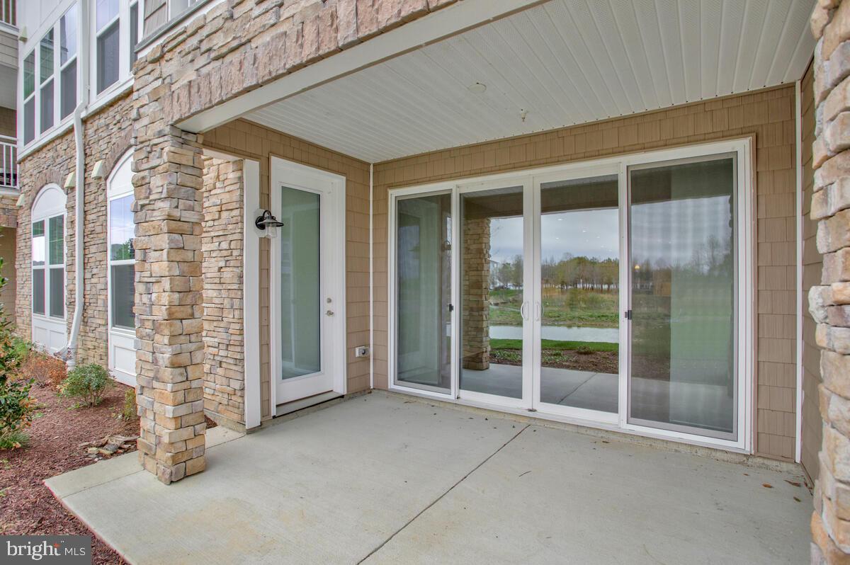 FOUR SEASONS AT KENT ISLAND - Residential