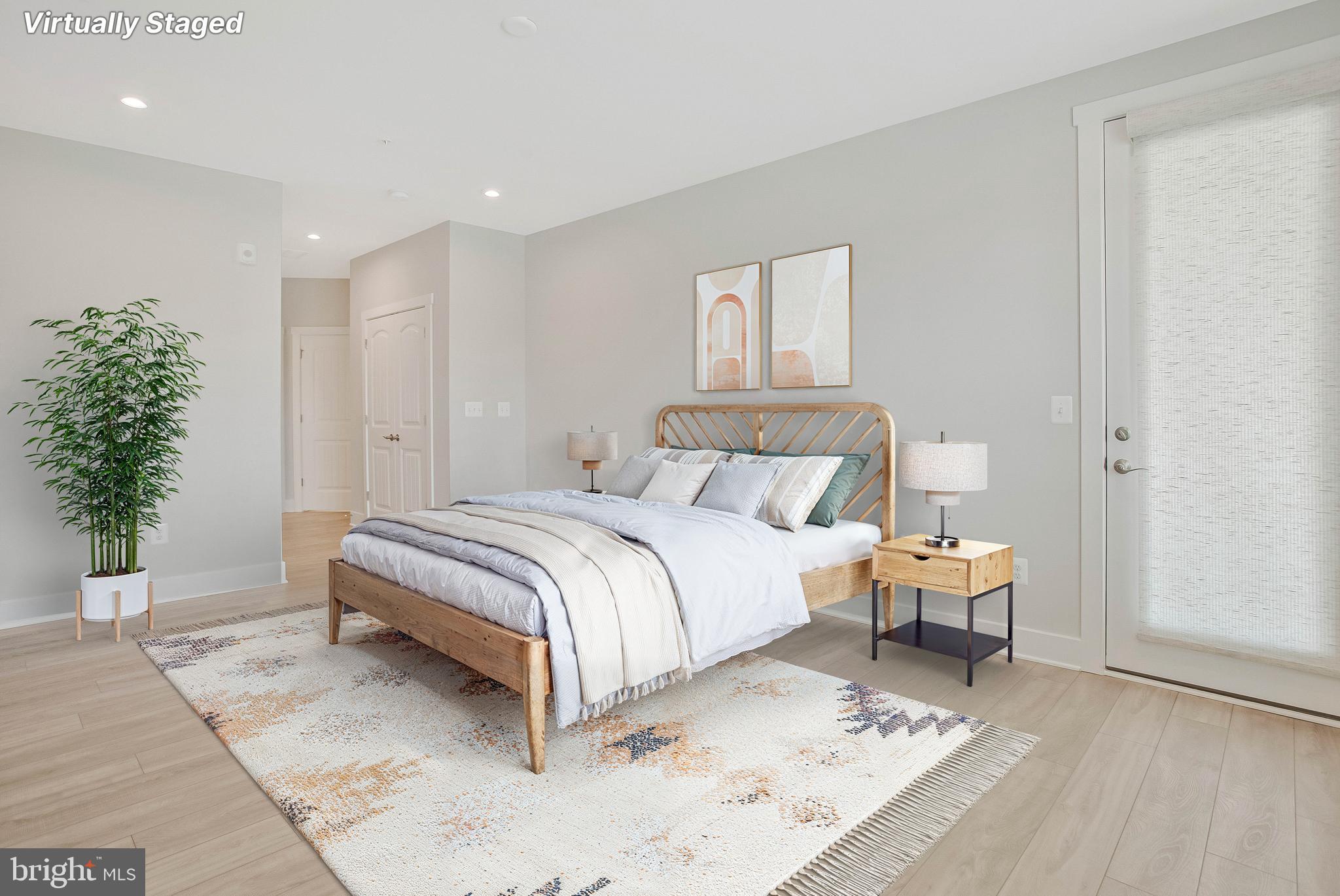 FOUR SEASONS AT KENT ISLAND - Residential