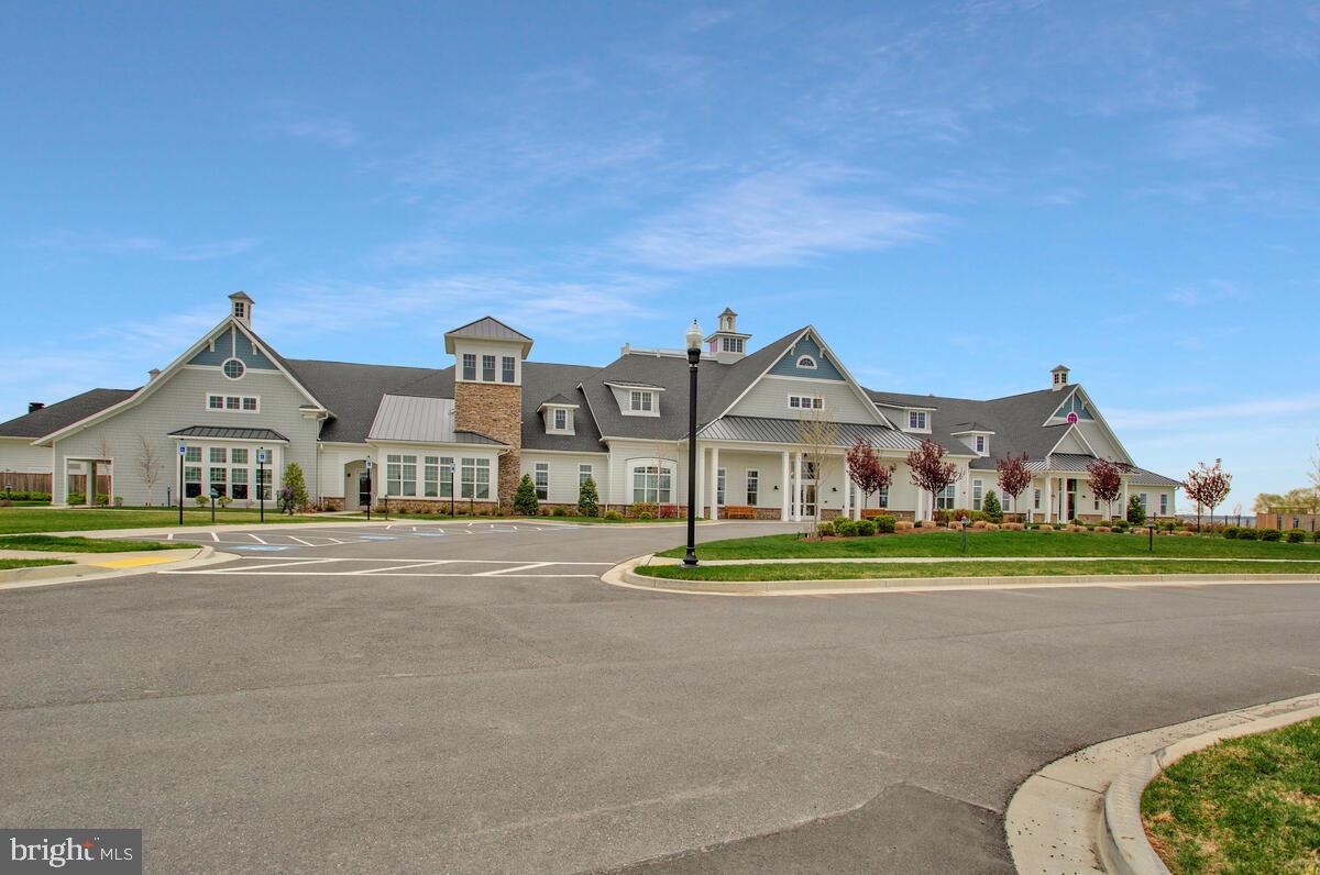 FOUR SEASONS AT KENT ISLAND - Residential