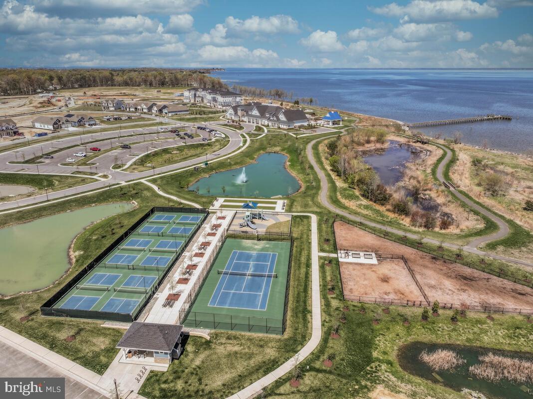 FOUR SEASONS AT KENT ISLAND - Residential