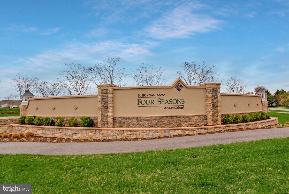 FOUR SEASONS AT KENT ISLAND - Residential
