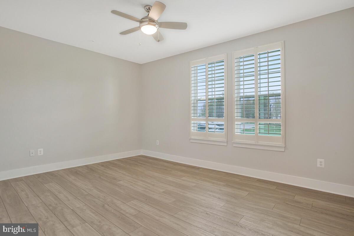 FOUR SEASONS AT KENT ISLAND - Residential