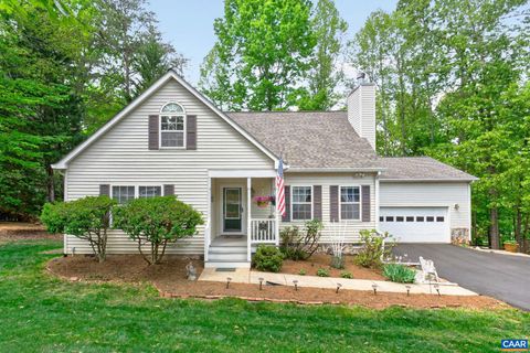Homes For Sale - 296 Jefferson Dr Dr<br/> PALMYRA, VA 22963