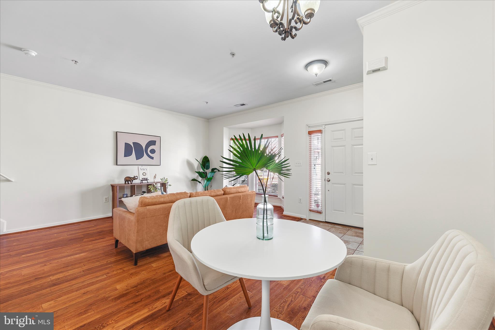 SEVEN OAKS - Residential