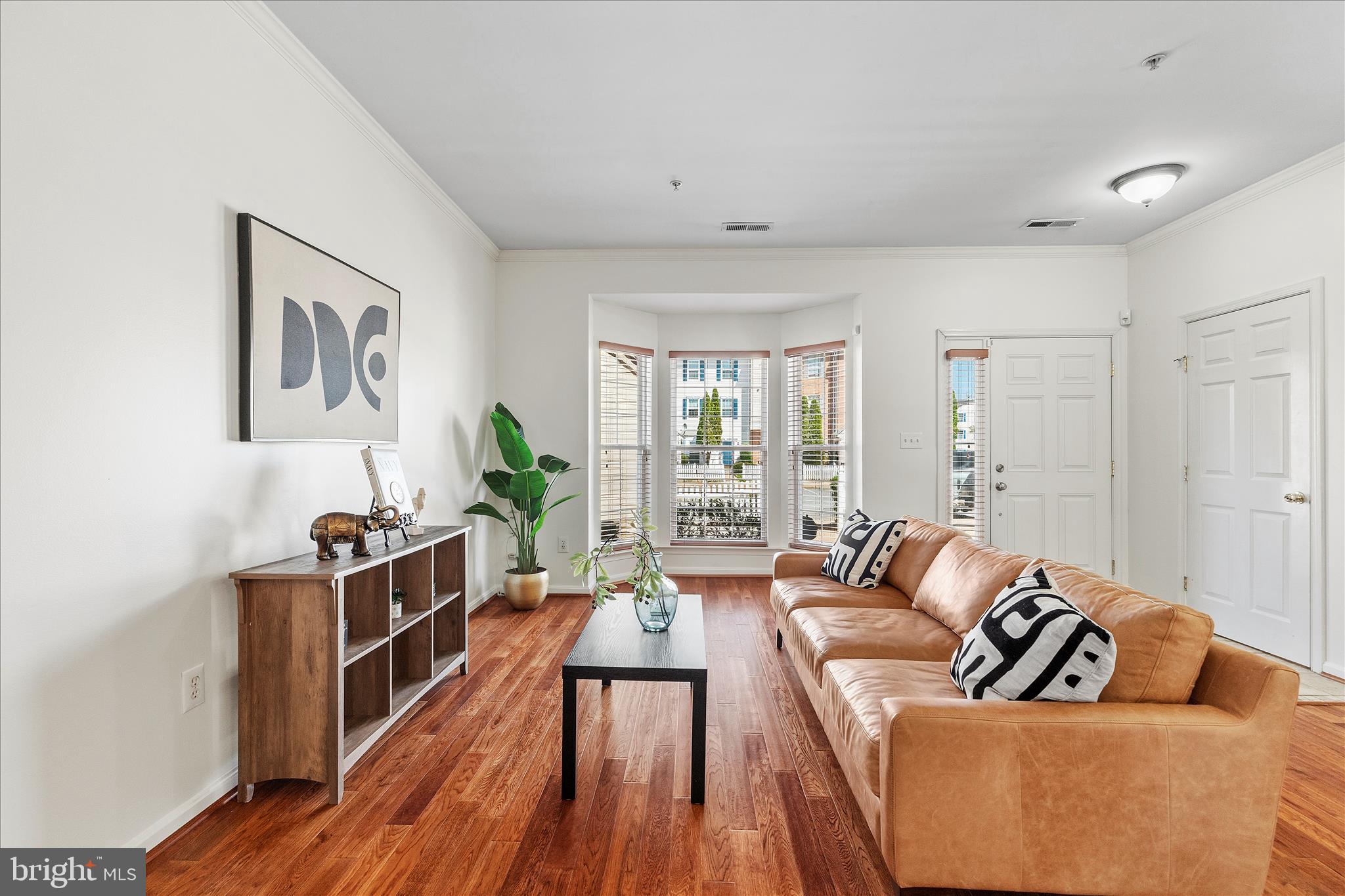 SEVEN OAKS - Residential