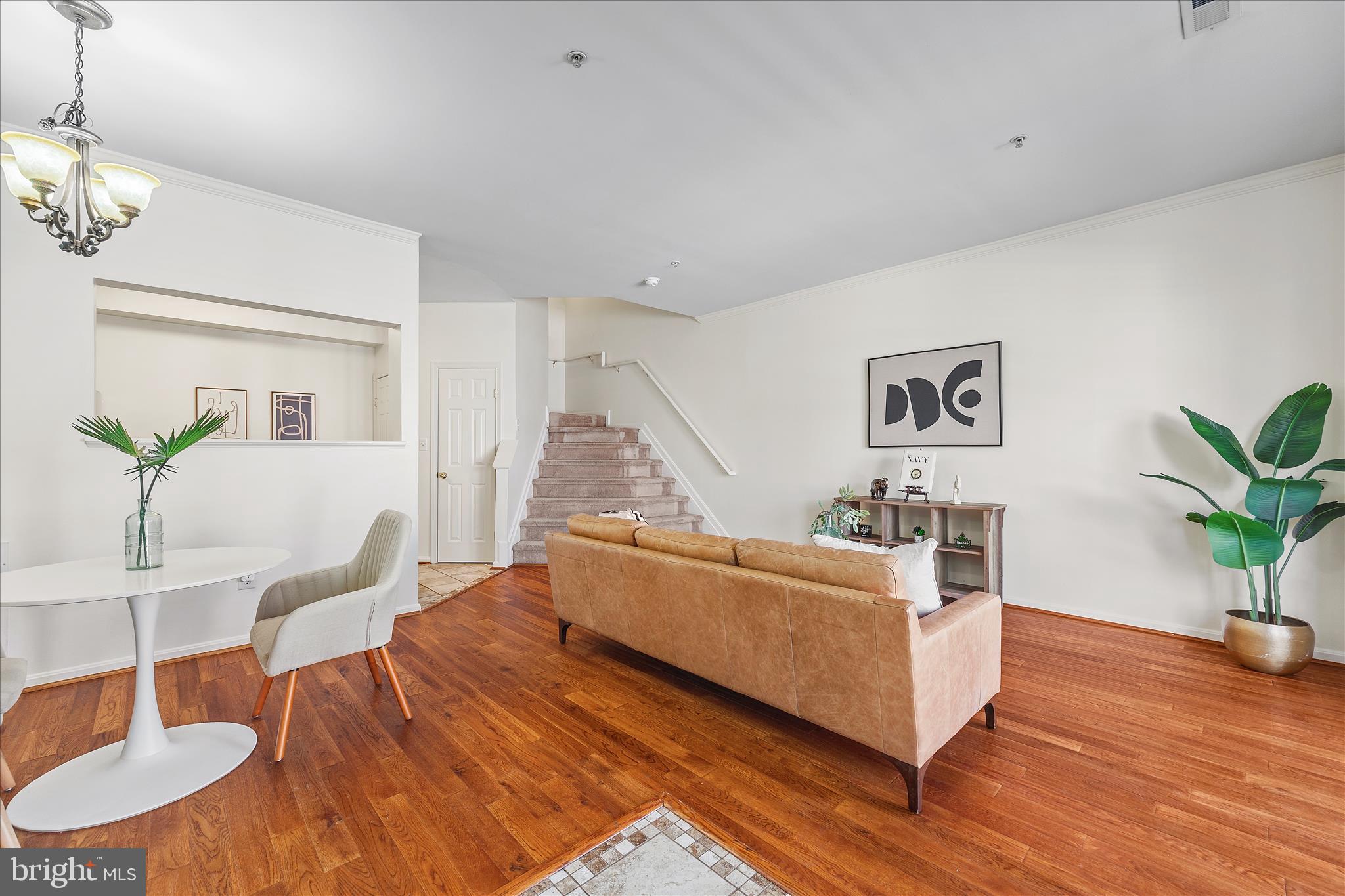 SEVEN OAKS - Residential