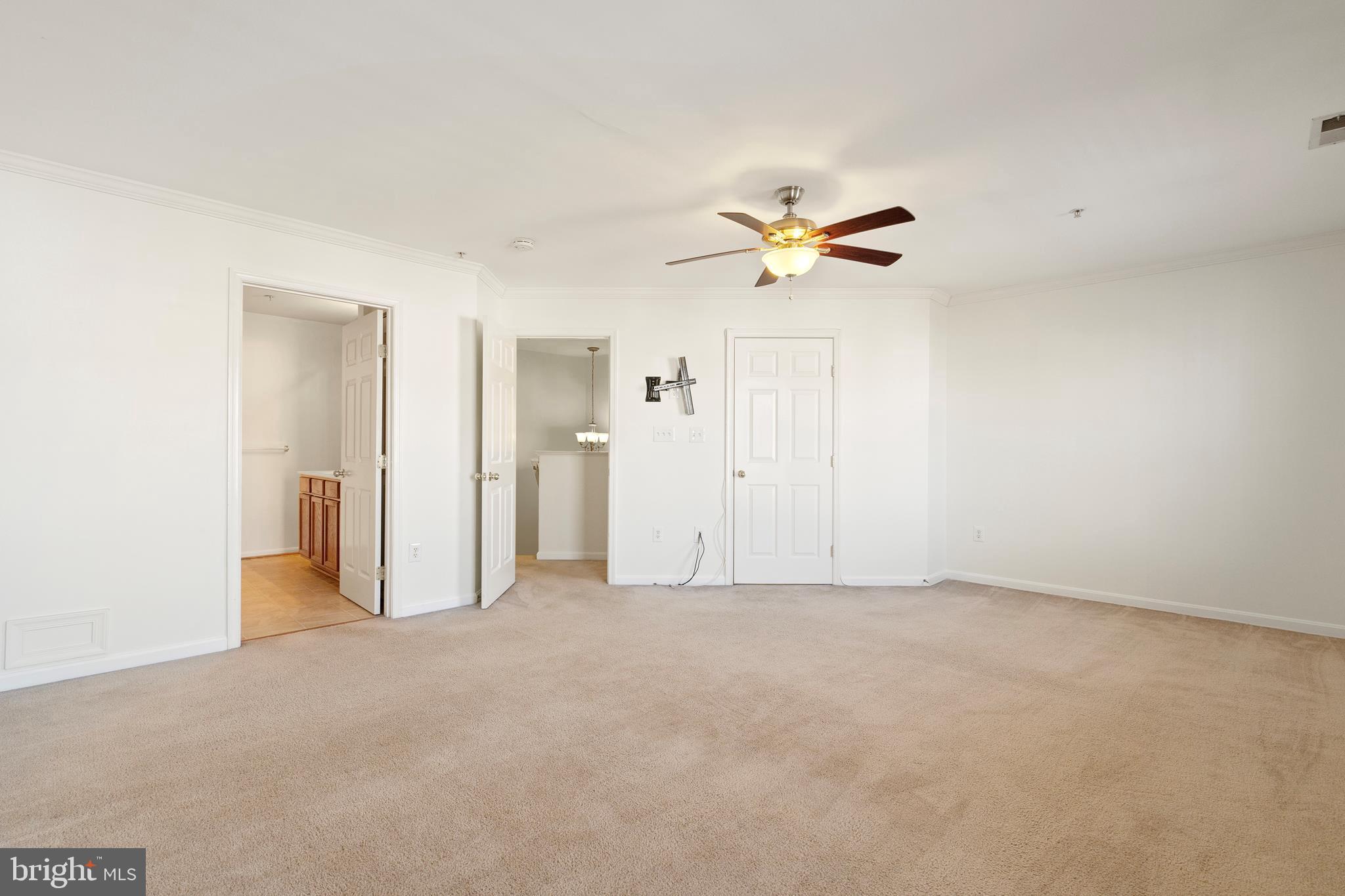 SEVEN OAKS - Residential